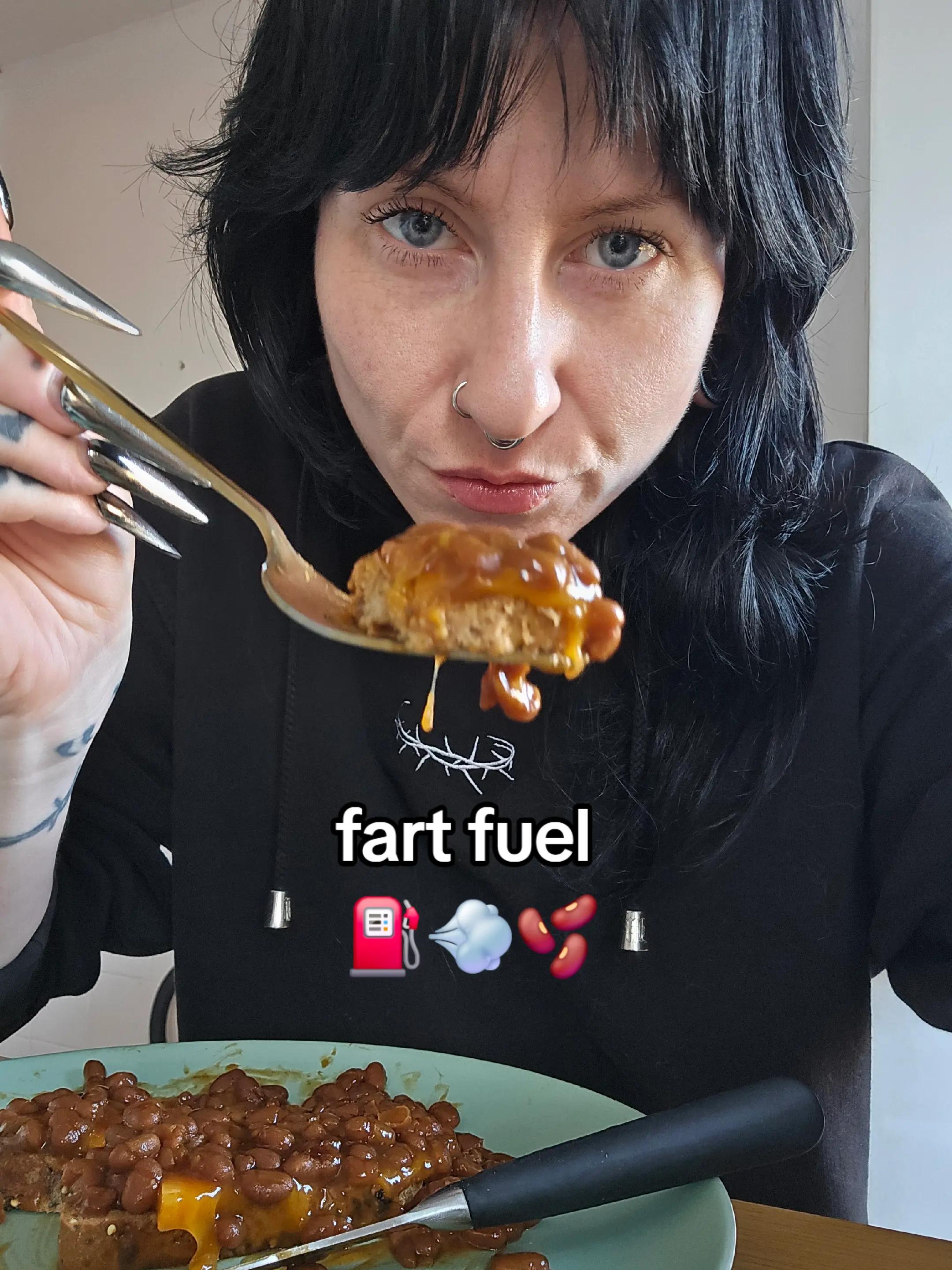 @MeaganAmelia 🖤