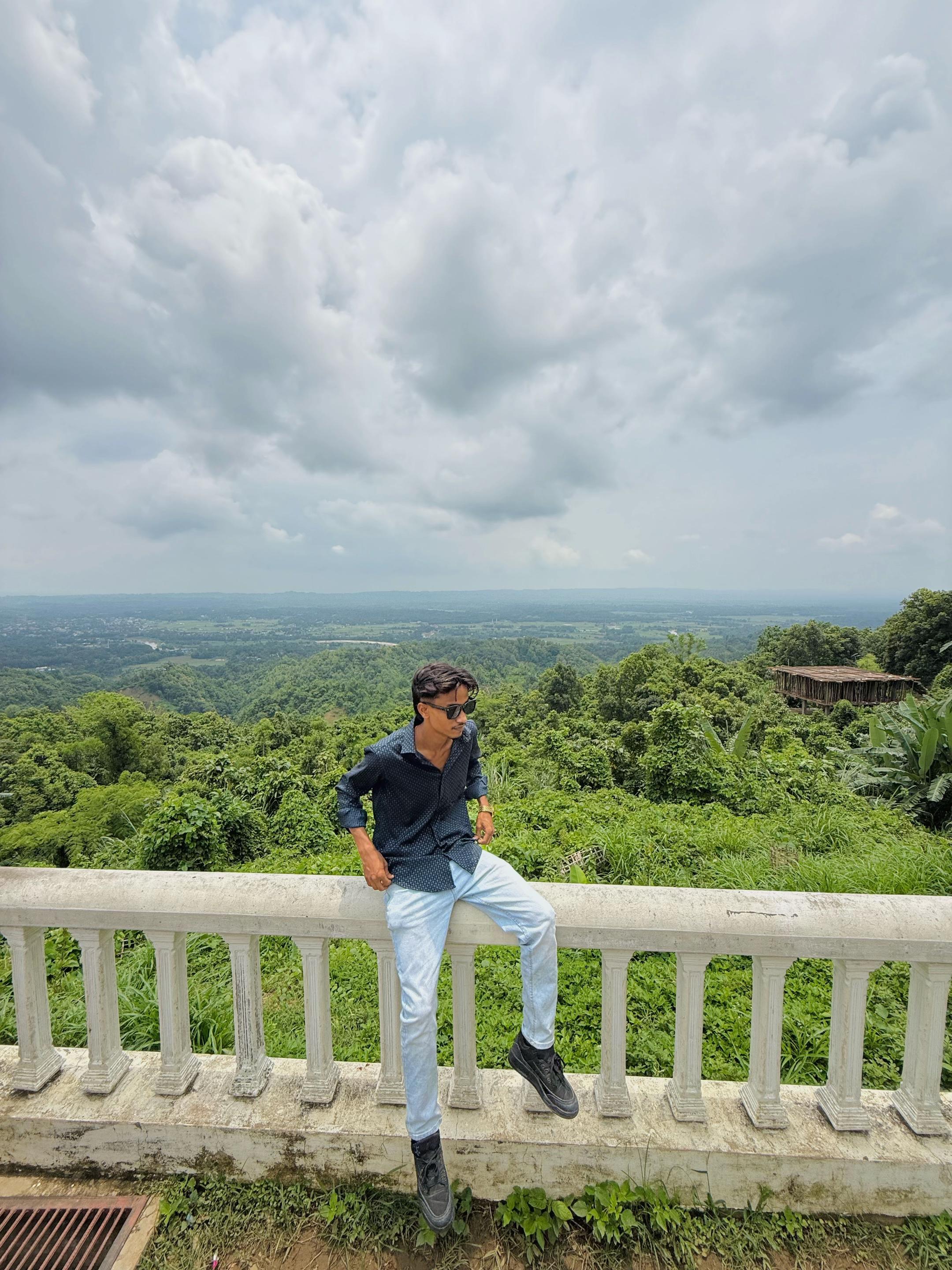 @RaTuL AhAmEd🥂