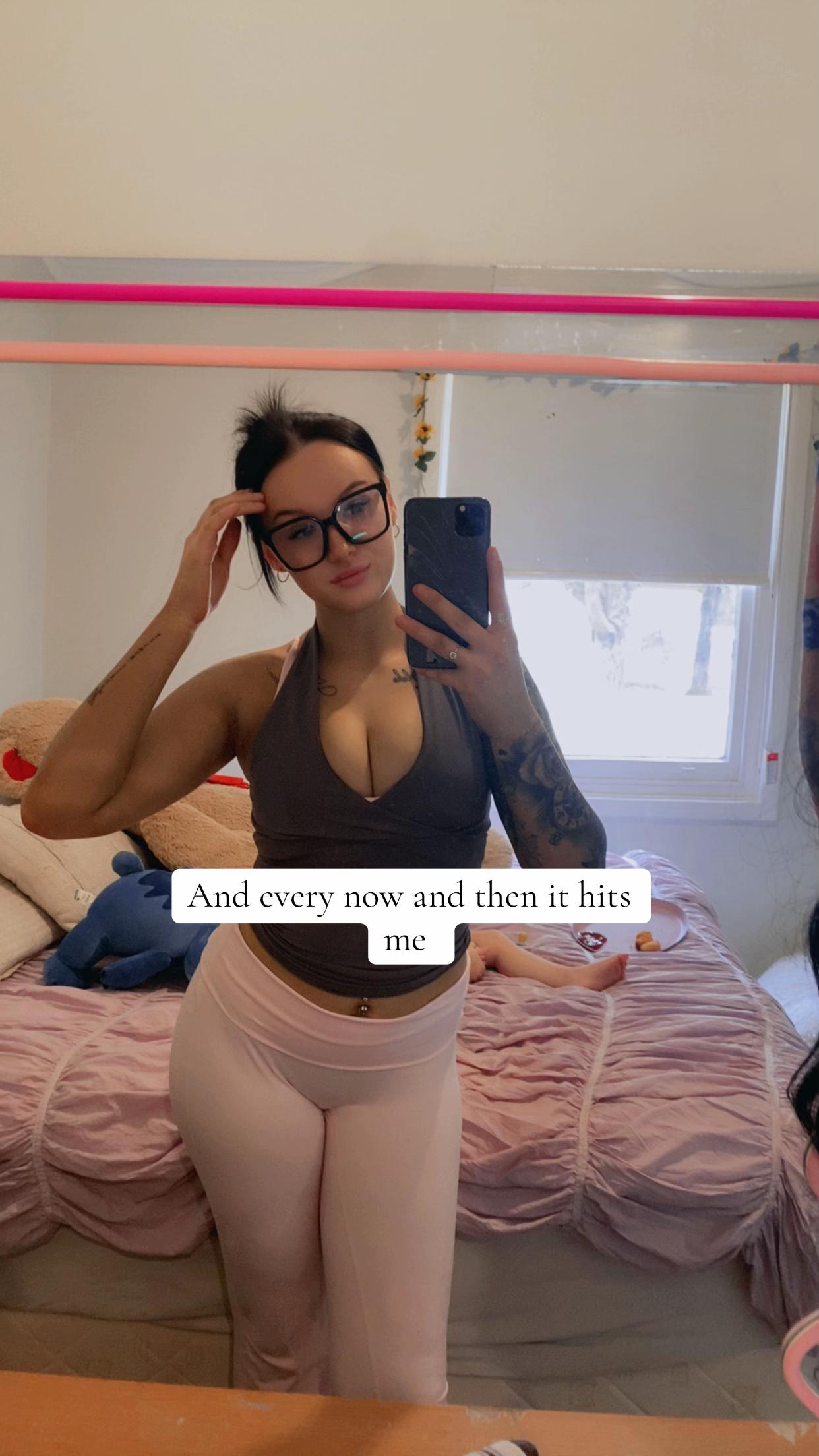 @katelynrosexo