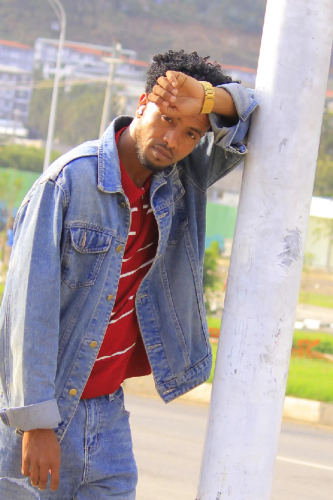 @Abdi WALEE💘🔐👈✅️