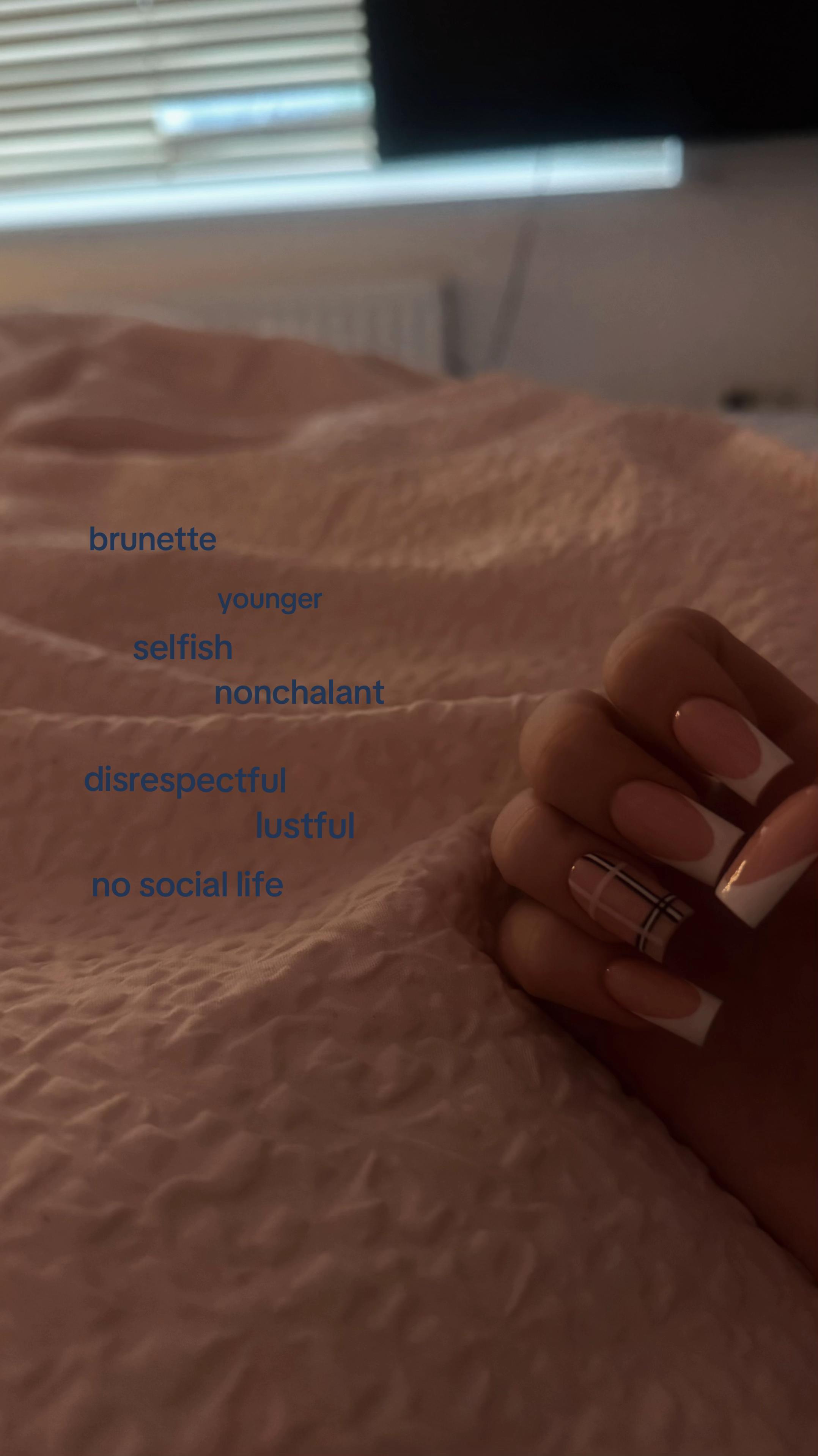 @🧸