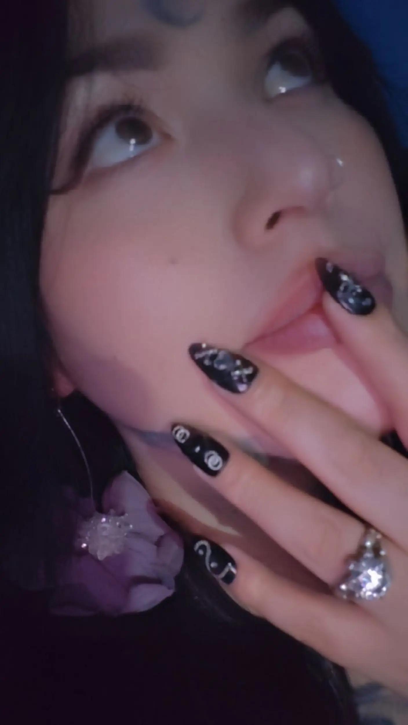 @L&iacute;nn 🔵