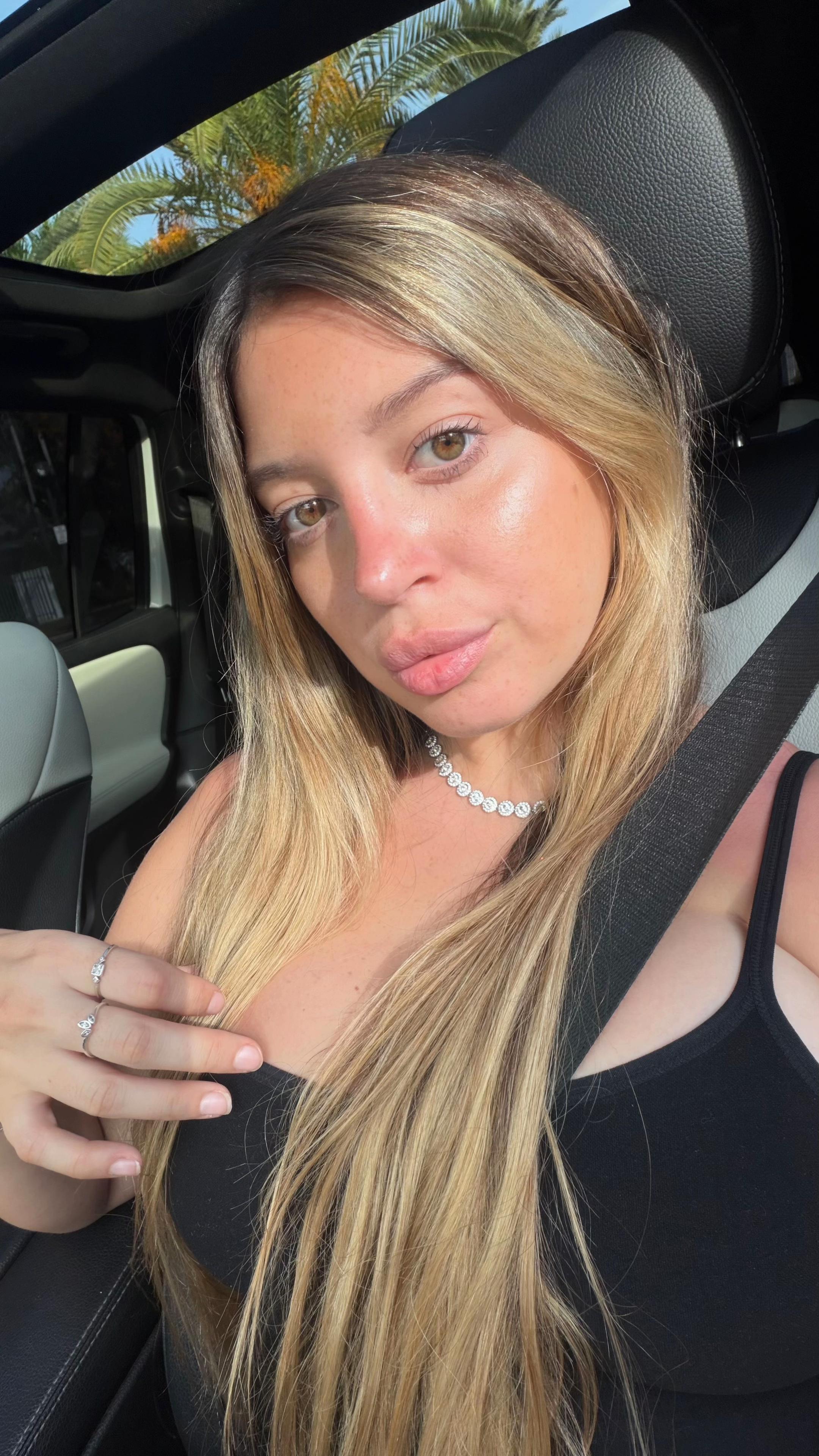 @azulnic