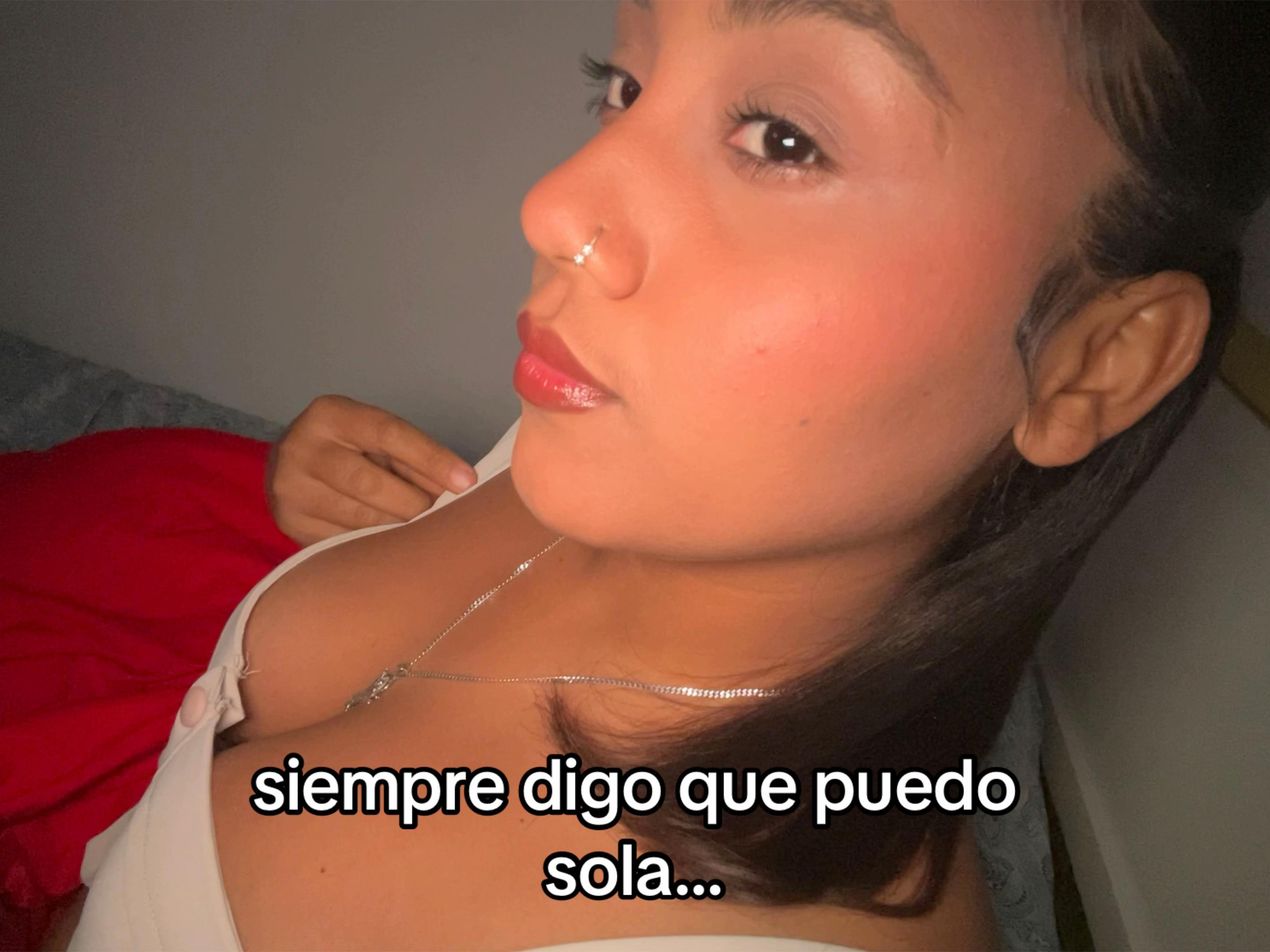 @🙎🏻♀️