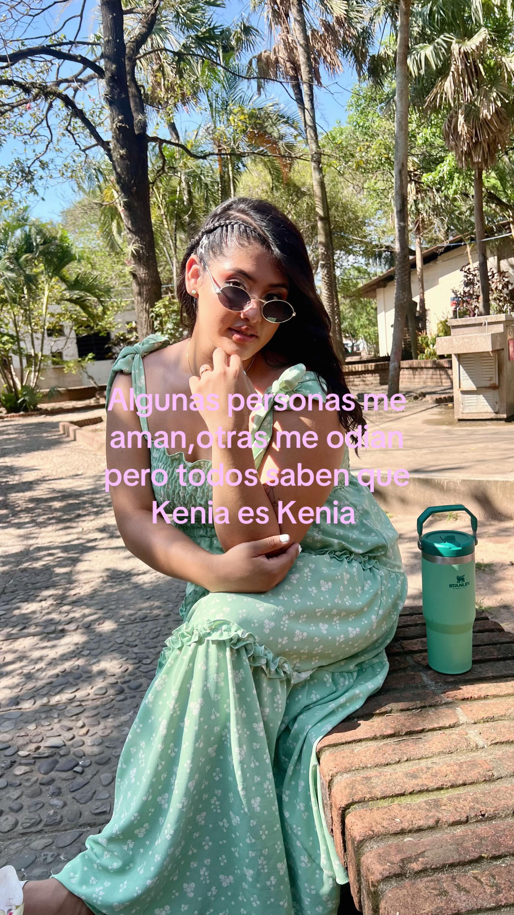 @𝒦𝓂