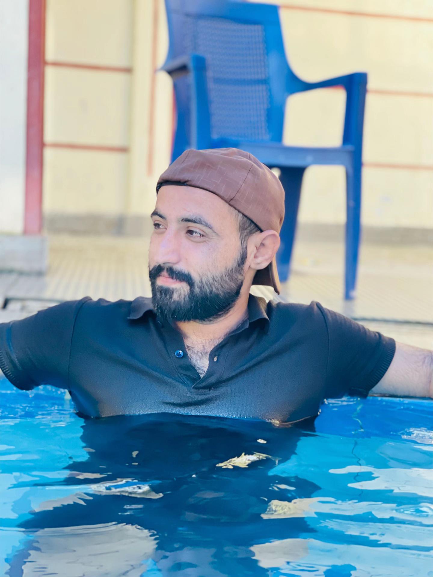 @👑مرتضیٰ بلوچ 👑