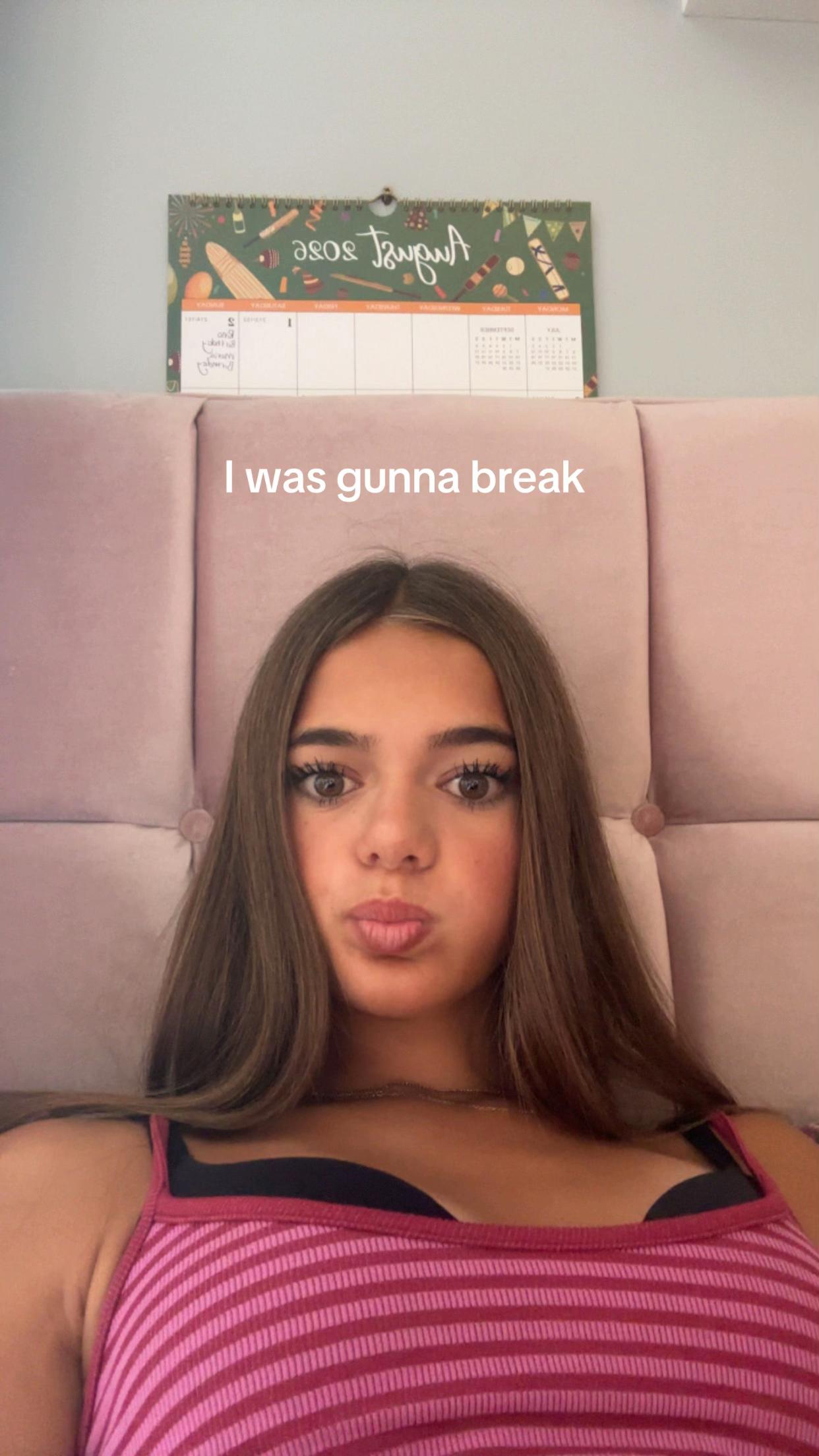 @🧞
