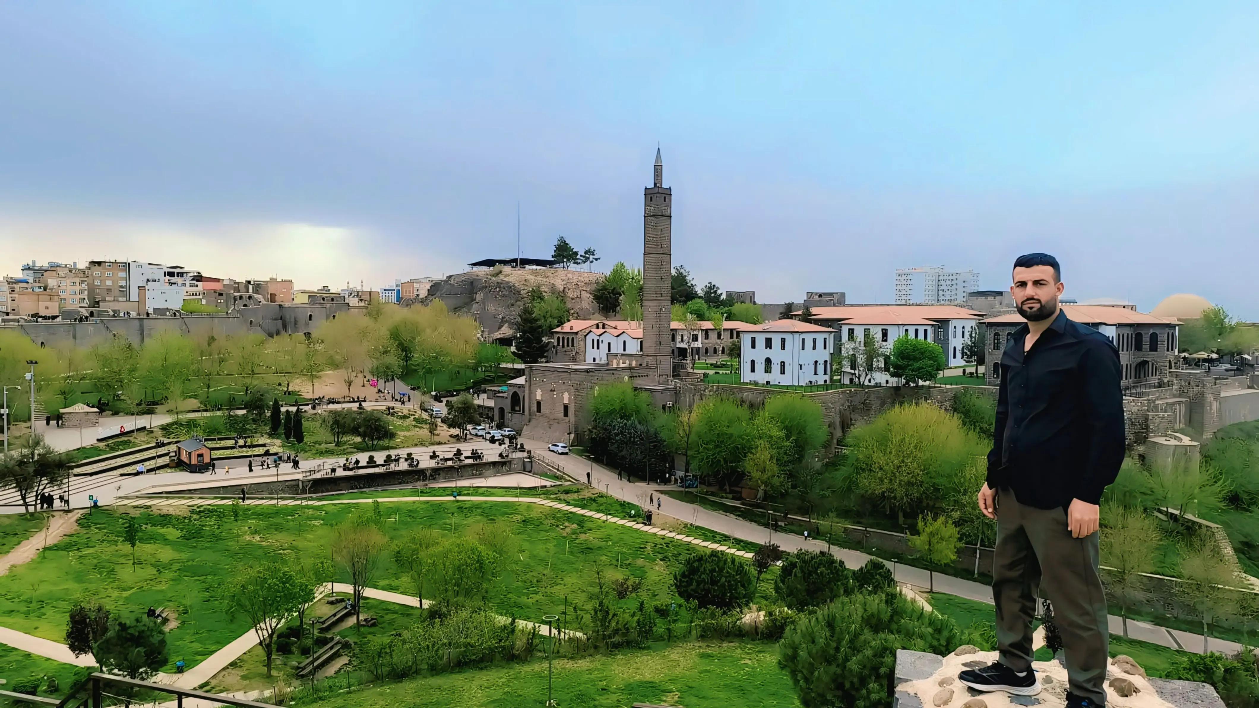 @kürdo21.