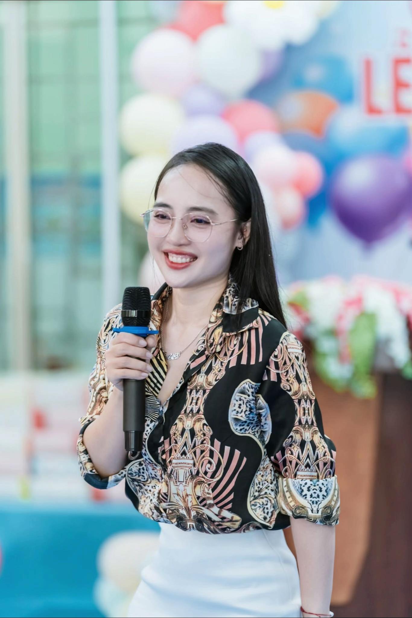 @Yến Trần.