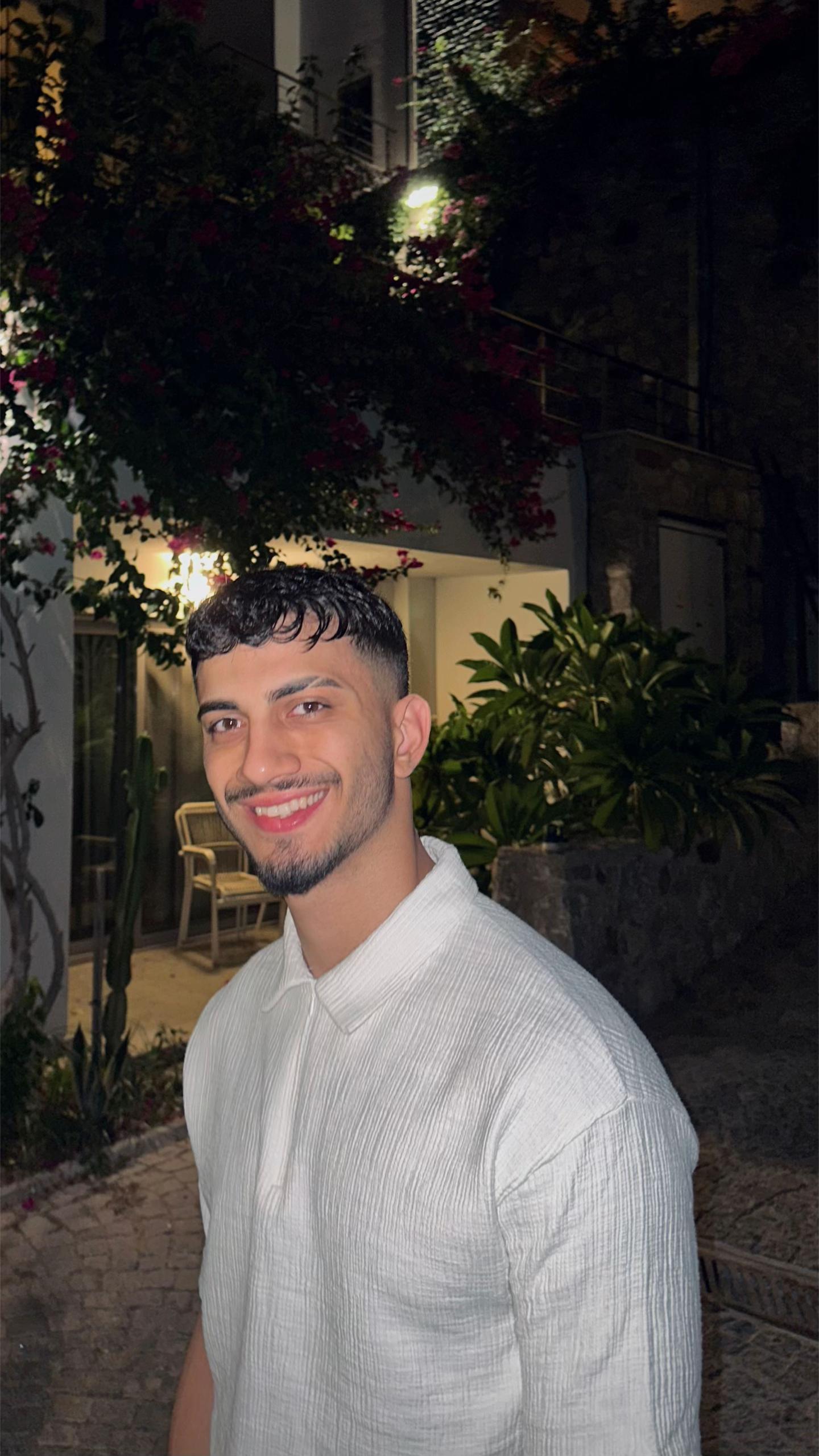 @Kaan G&uuml;nezer                🪳