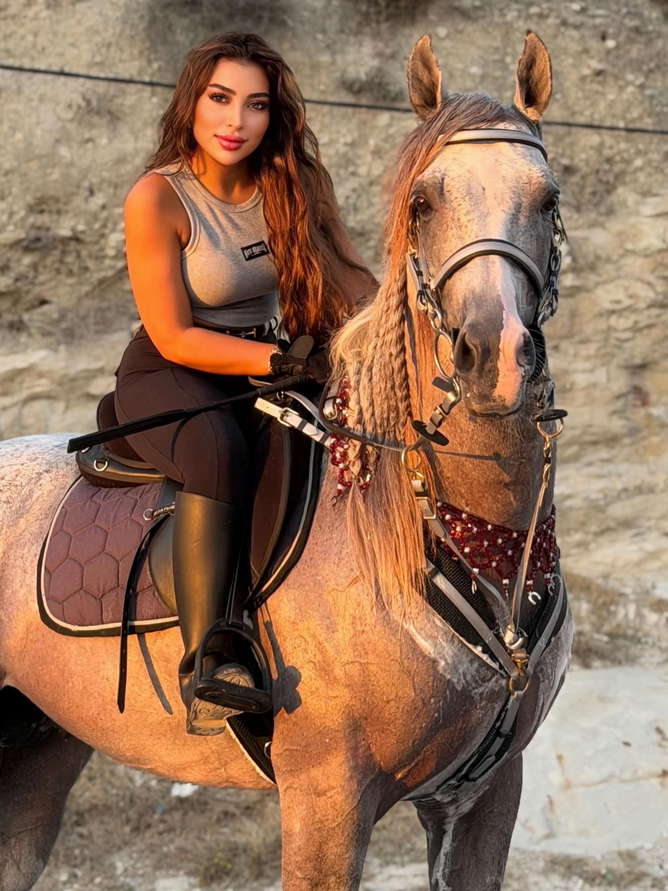 @لــيــن🐎