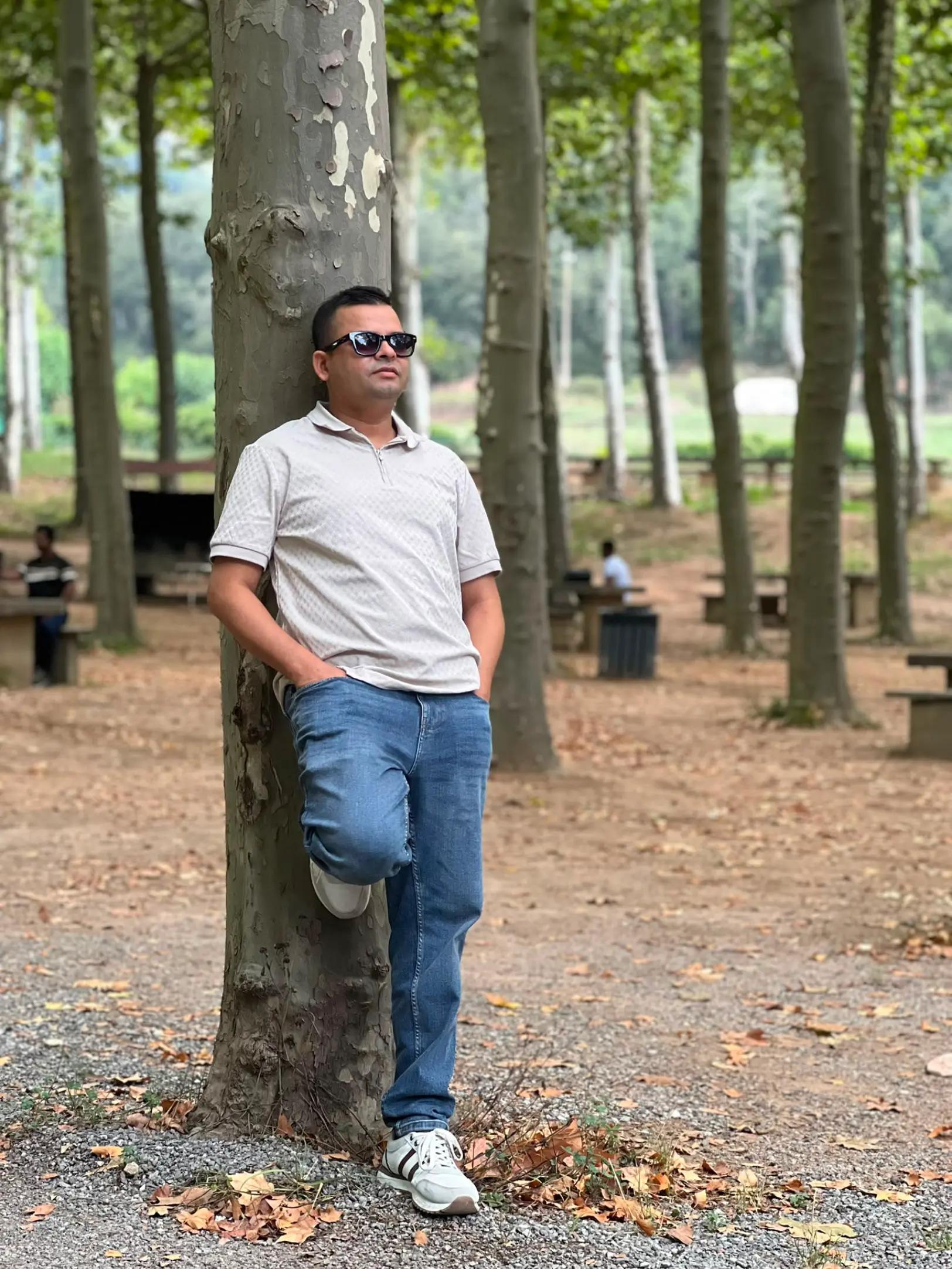 @Ronie Rezaul Karem 🇪🇦 🇧🇩