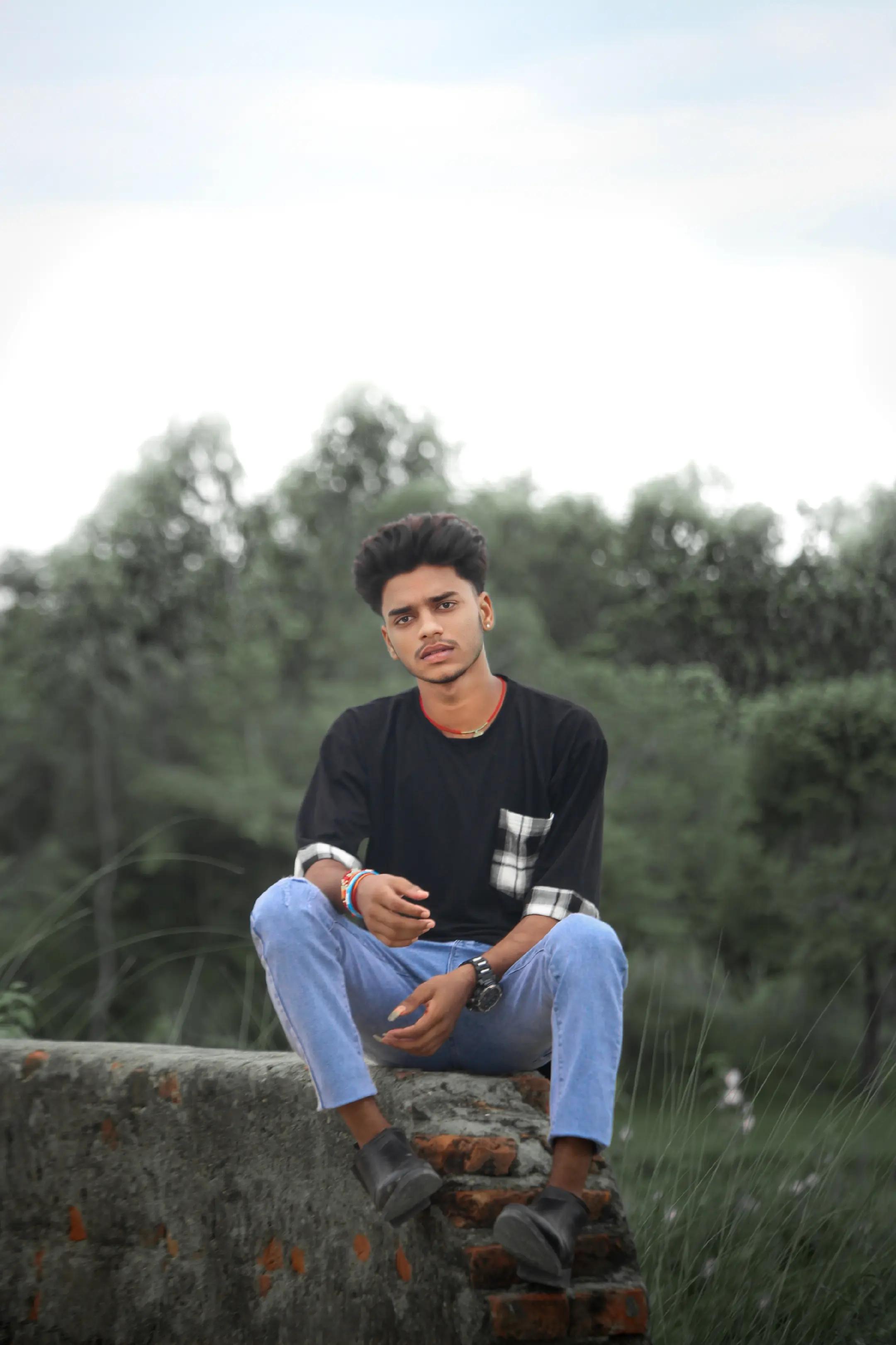 @⛎MANISH_★3x👑