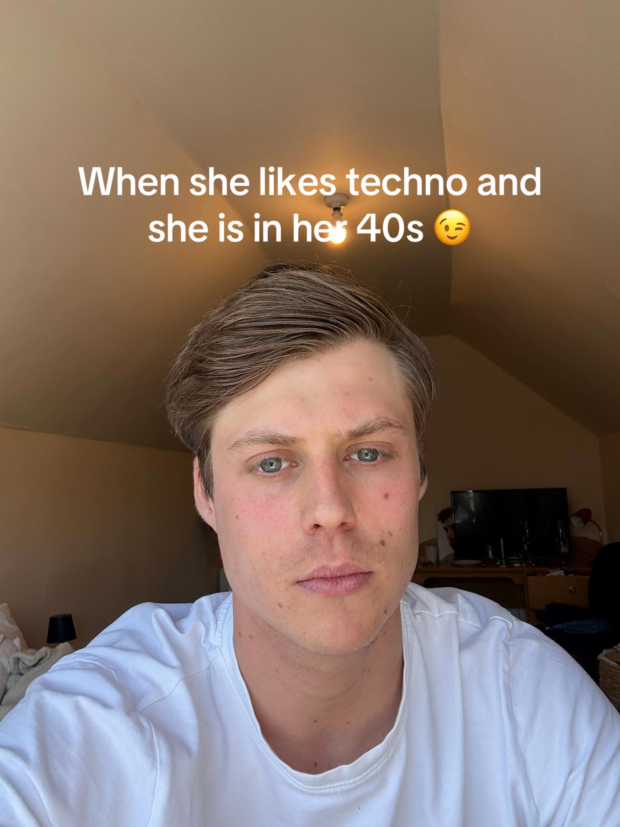 @MaxHardy 🐉🐻🐺  🌺
