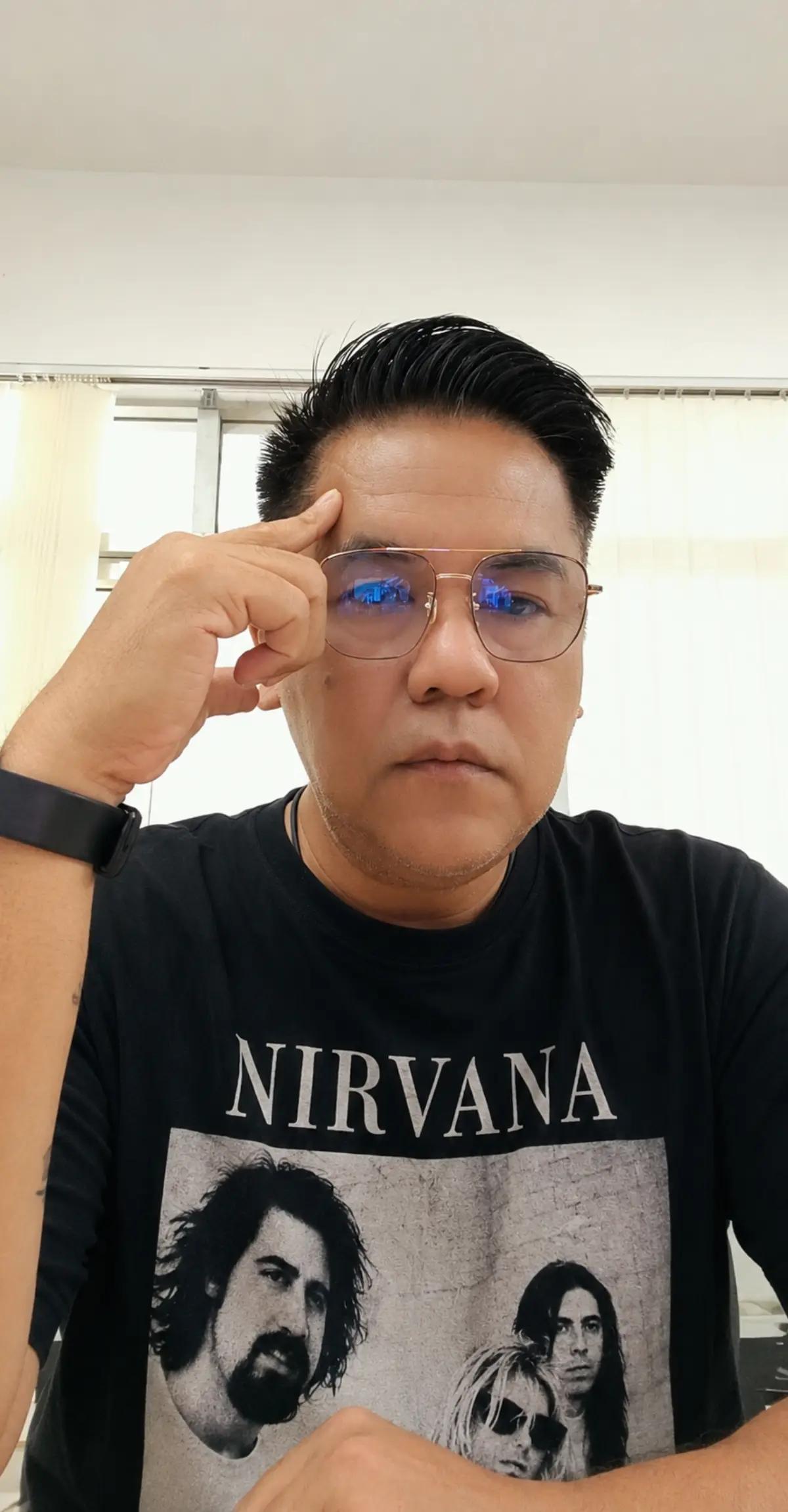 @บิลลี่ อินทรอาชีวะ