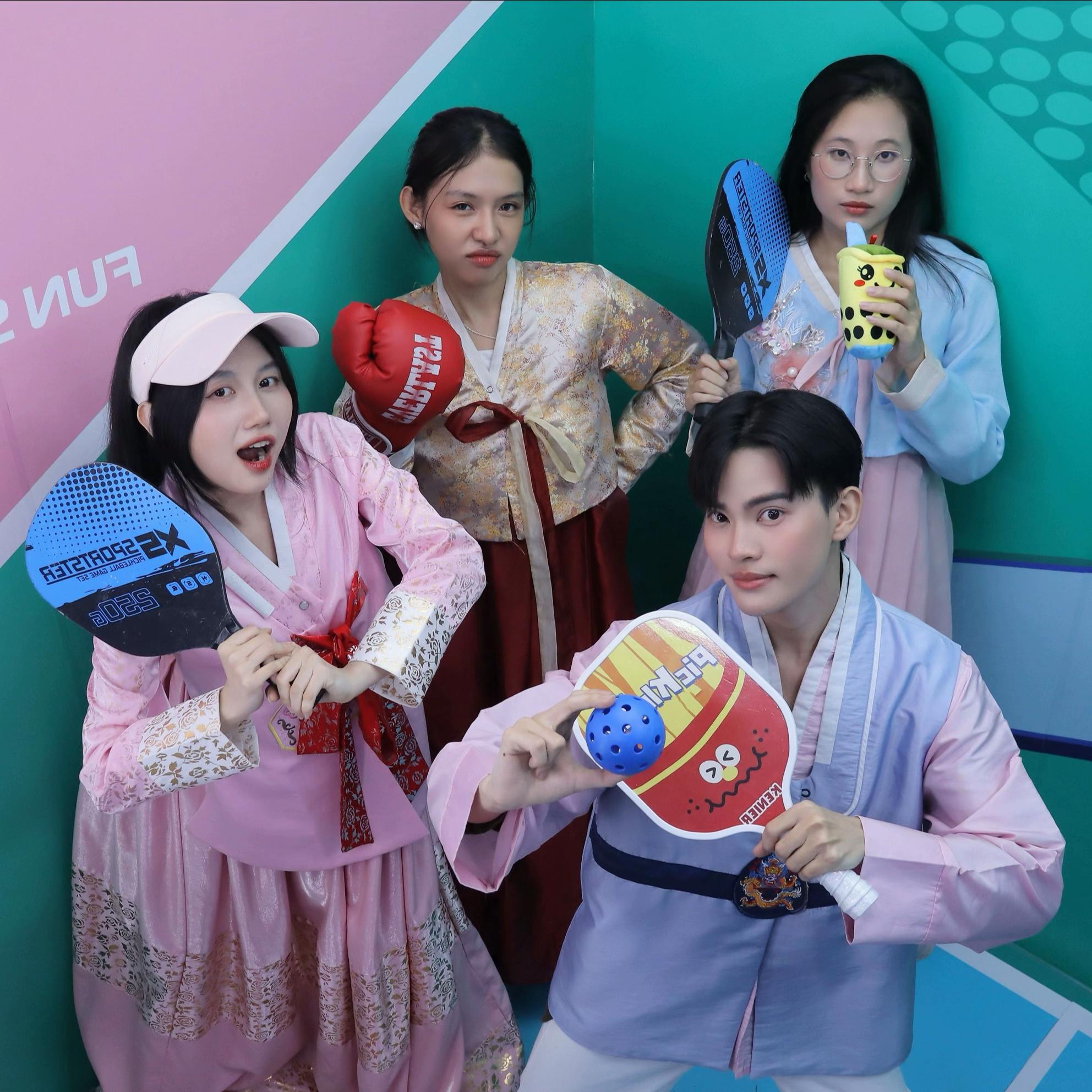 @Fun Studio Làng Đại Học