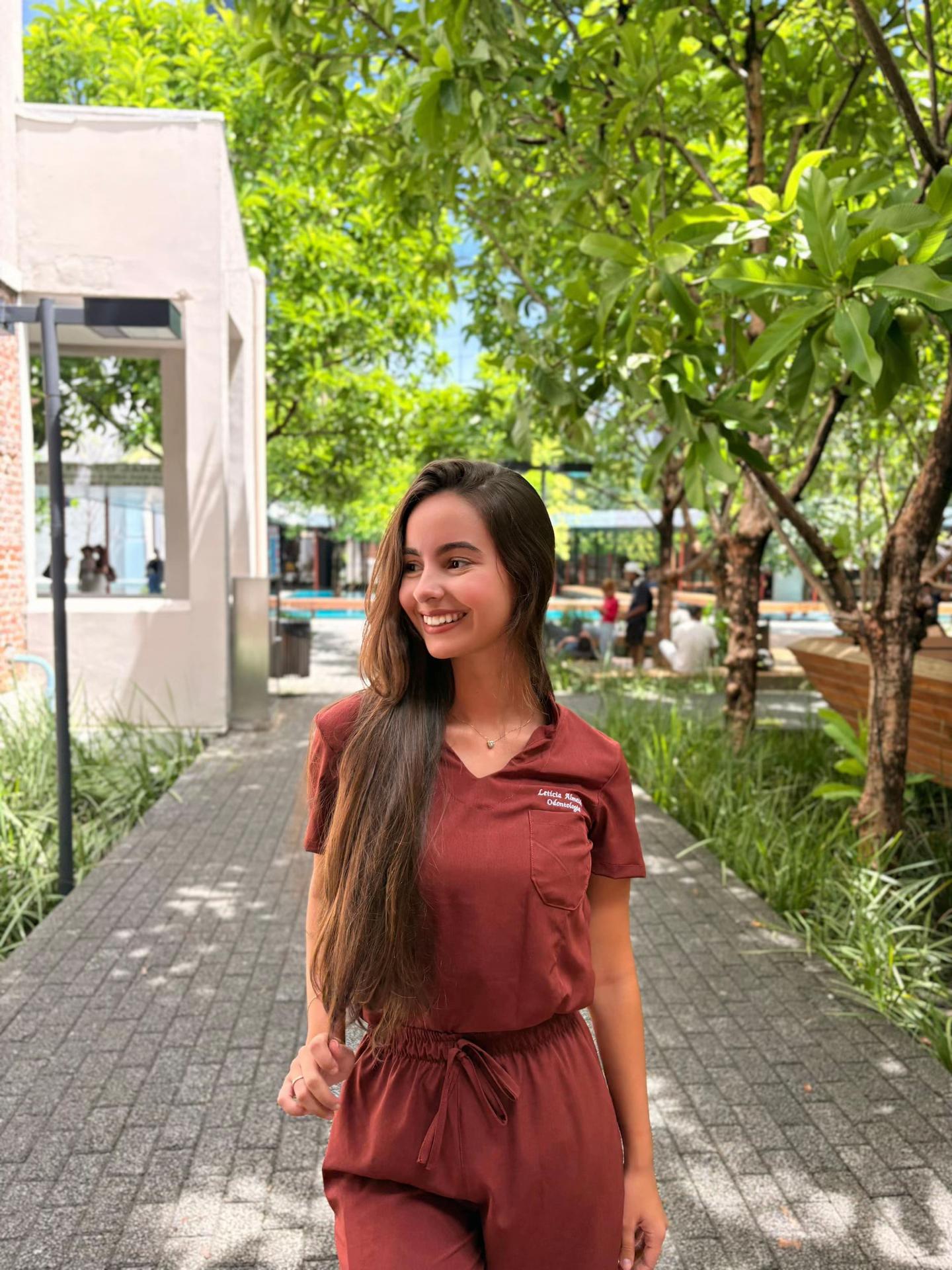 @Letícia