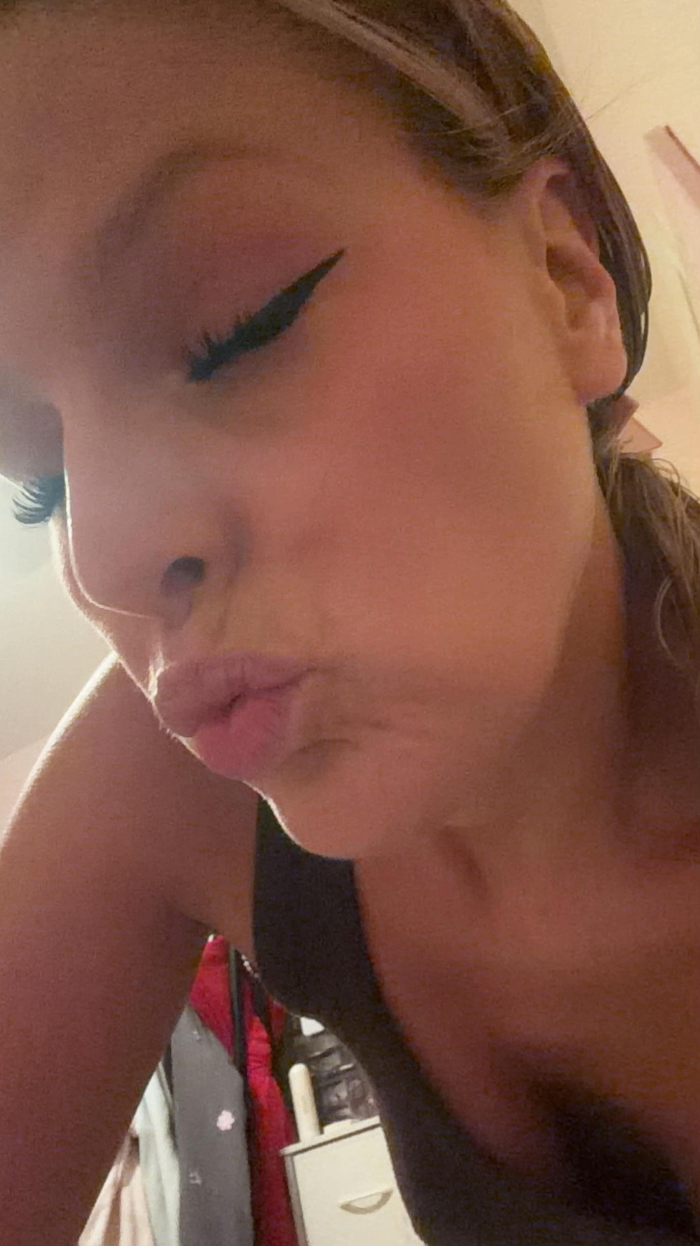 @itsamandaa.xo