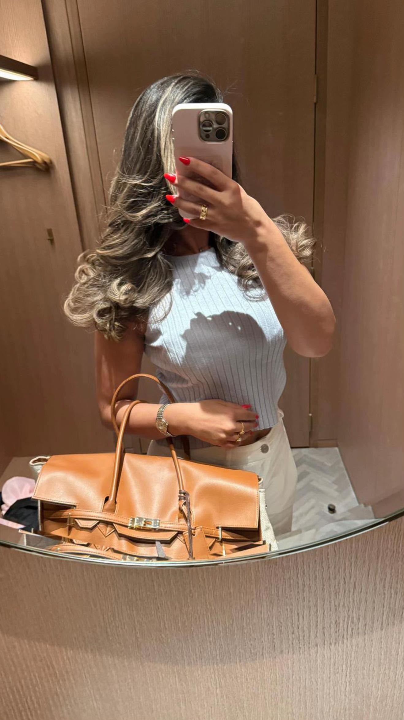 @Redcherrylook