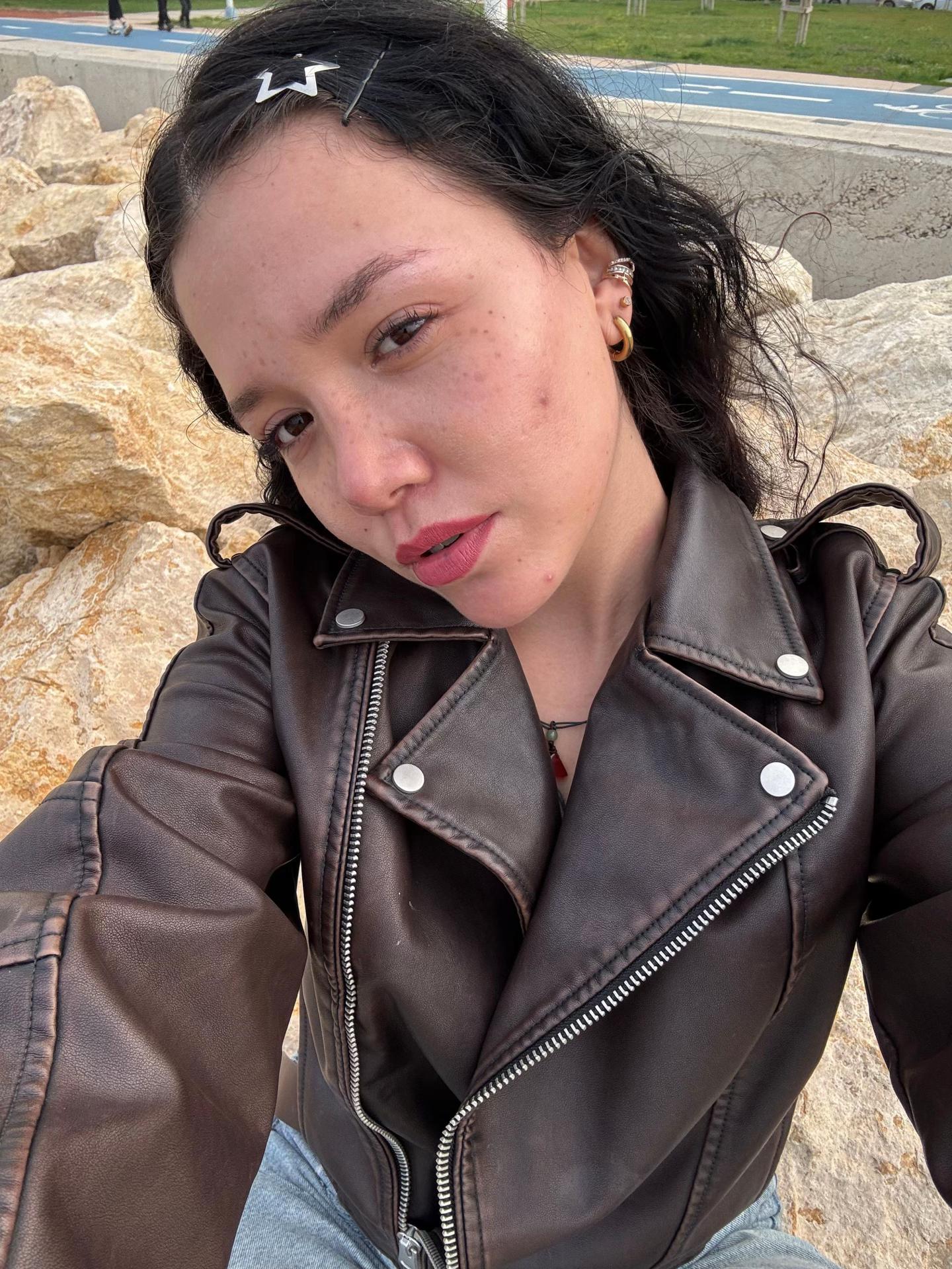 @AK⭐️