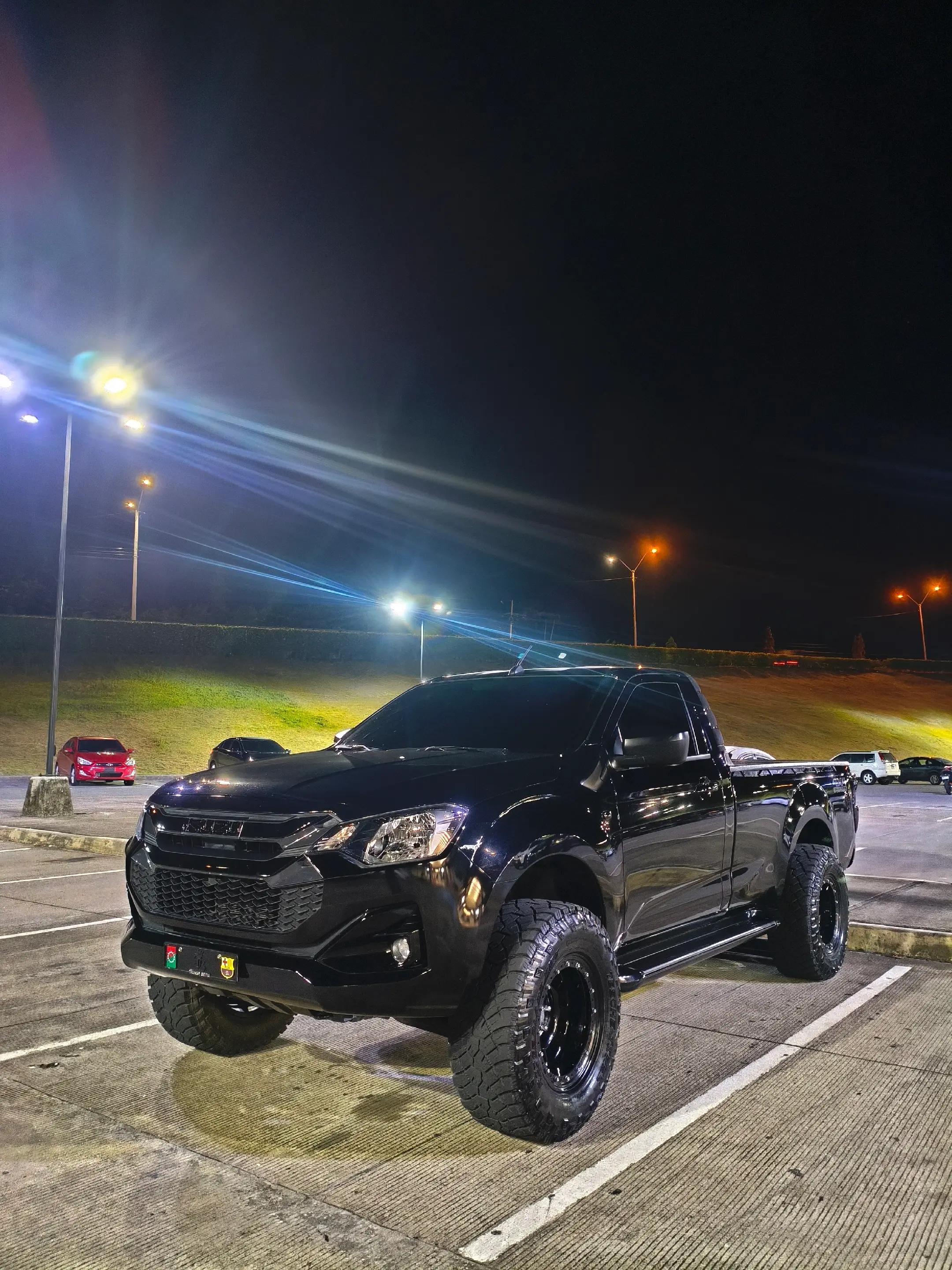 @Club Isuzu Dmax HN