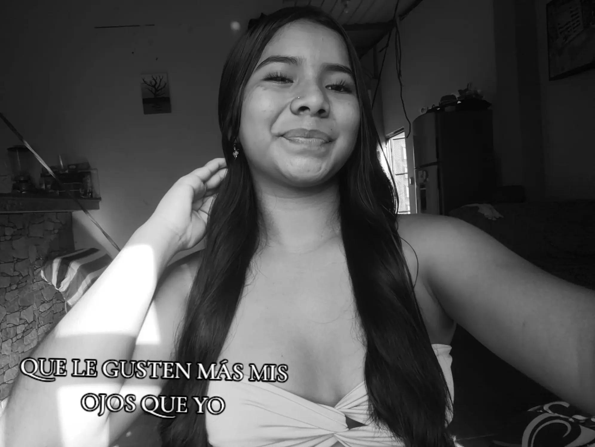 @LAURAA🌸🥥.