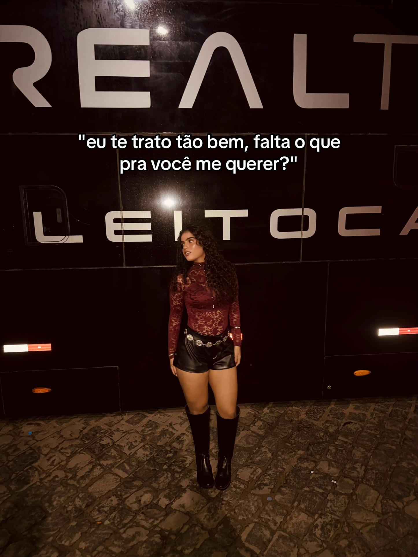 @Lay🤠