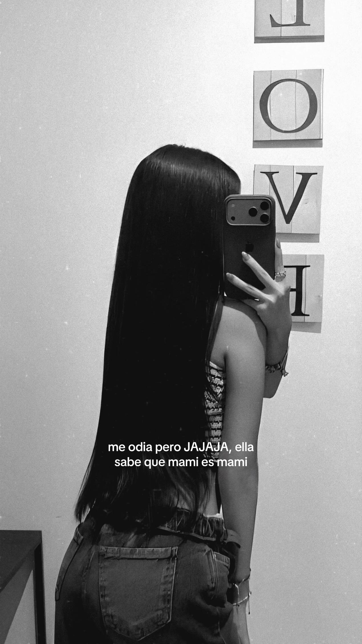 @avril l&oacute;pez