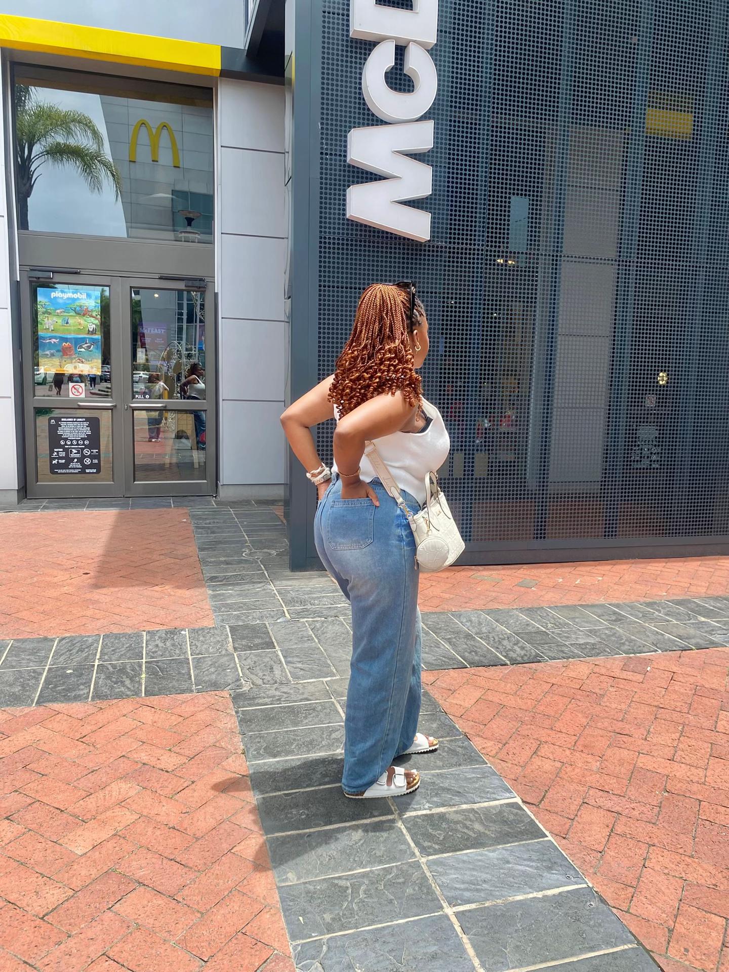 @umthumesane_omuhle