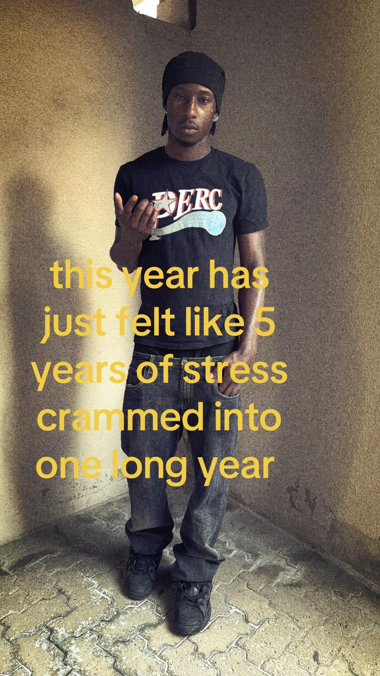 @￼