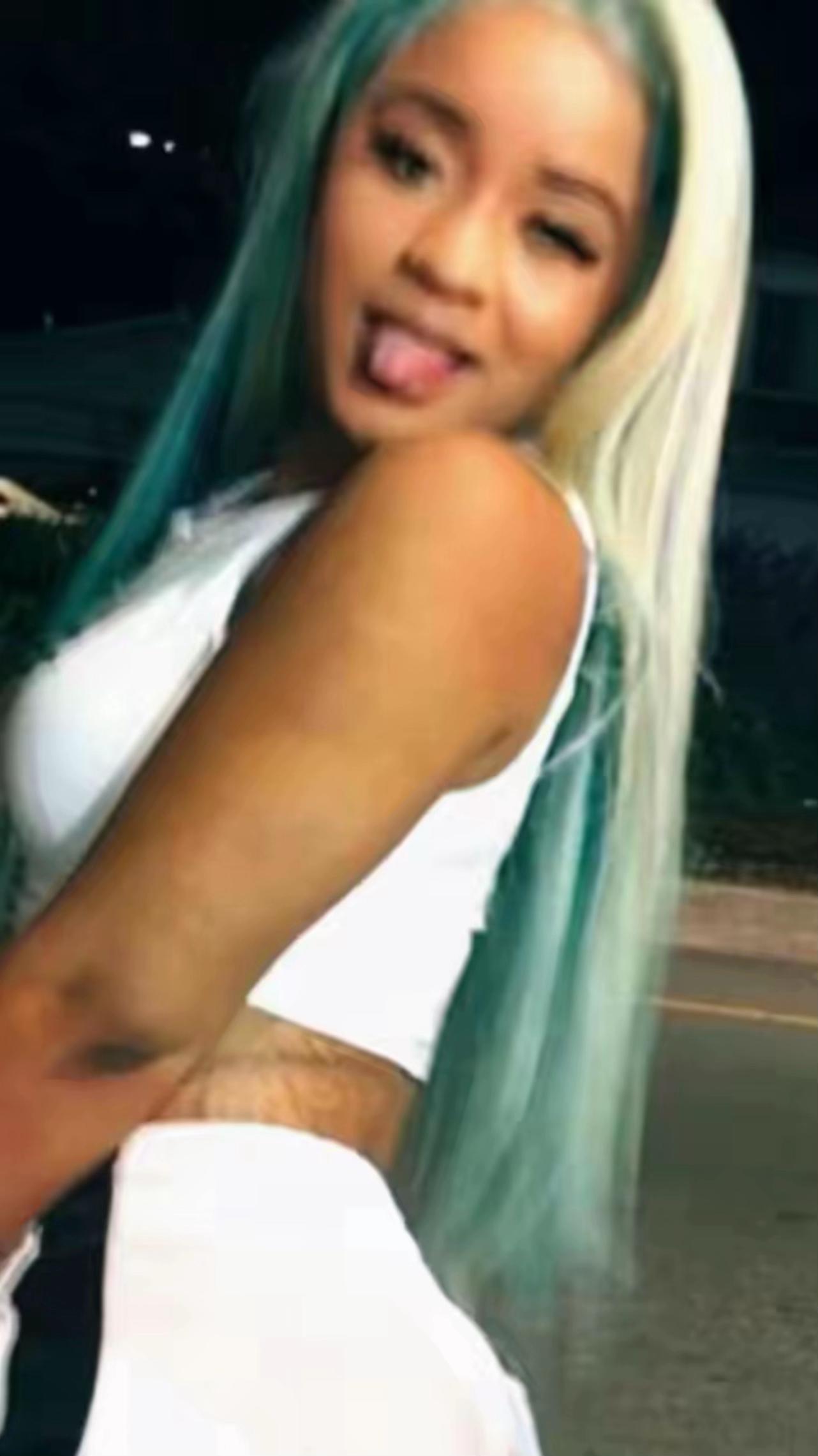 @🪭