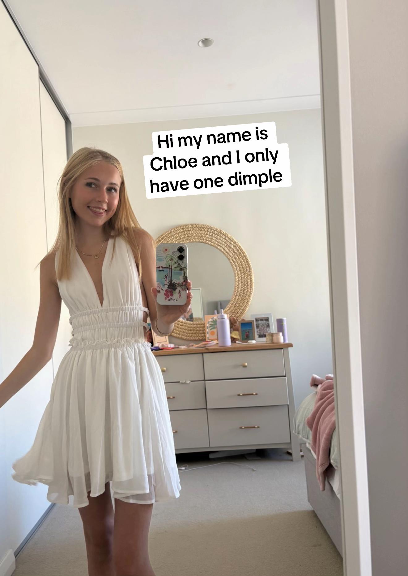 @CHLOE HYNDMAN