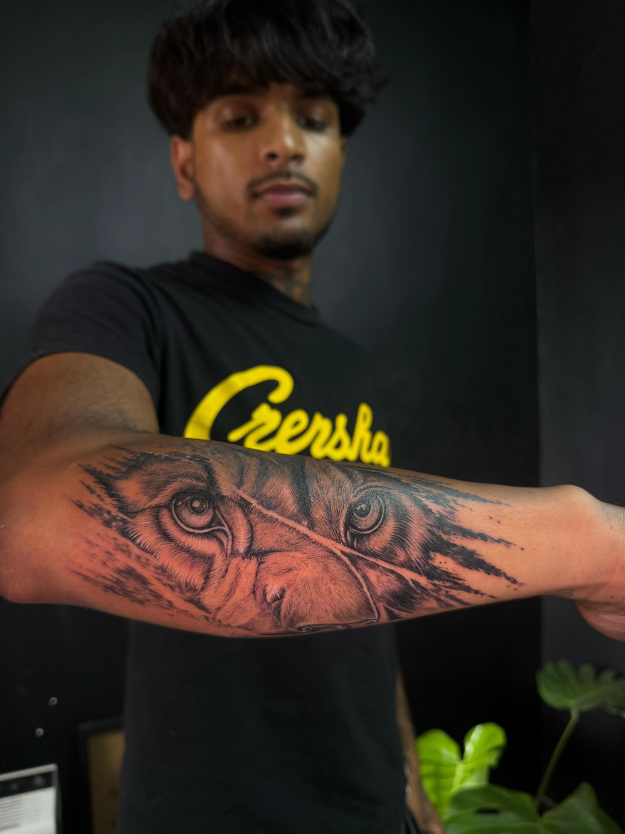 @Insane Ink Tattoo Studio