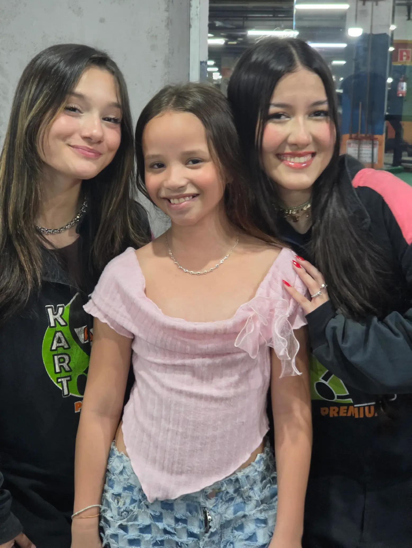 @Ju Soares & Tia Andrea 🎀