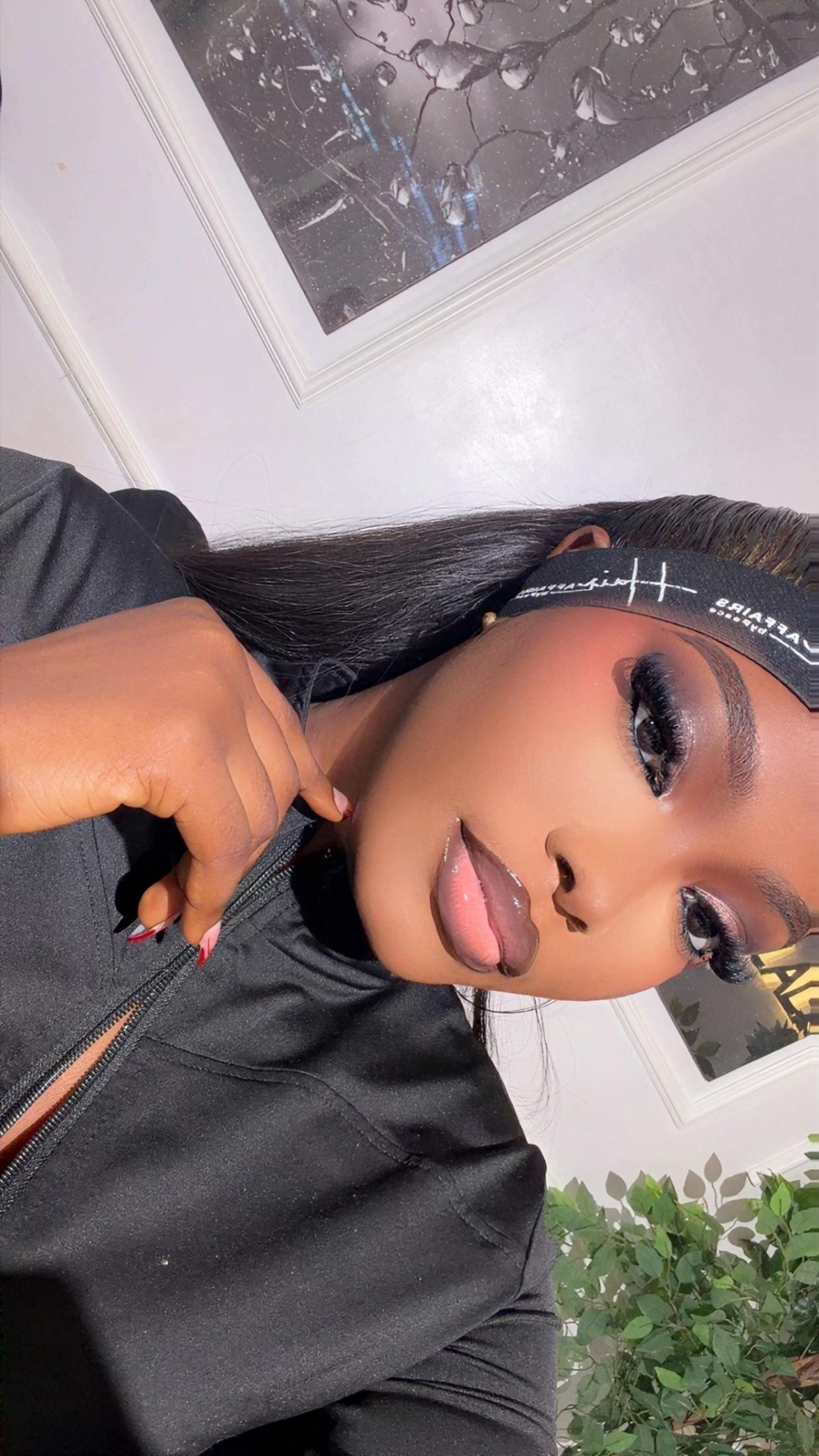 @Naya Esq ᥫ᭡