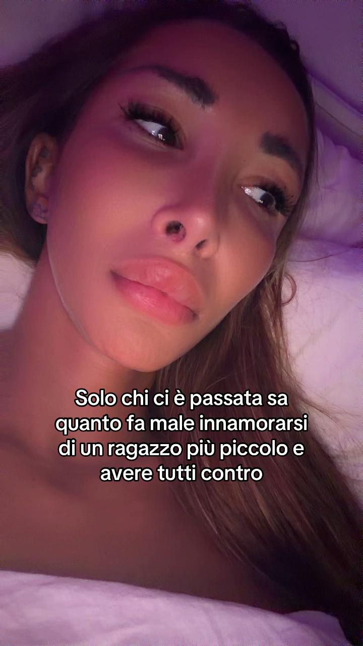@🦋𝓐𝓷𝓰𝓲𝓮🦋