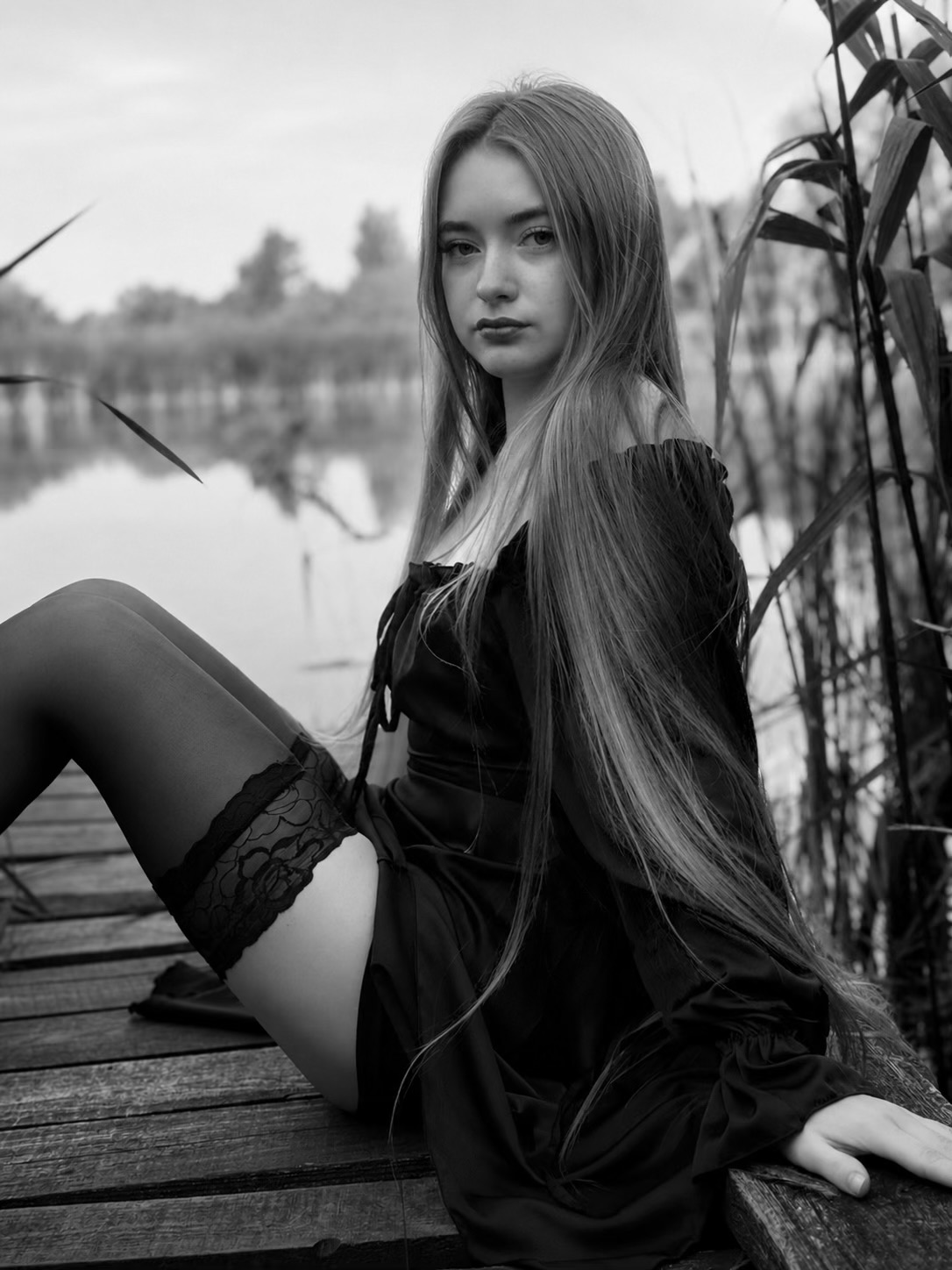 @888