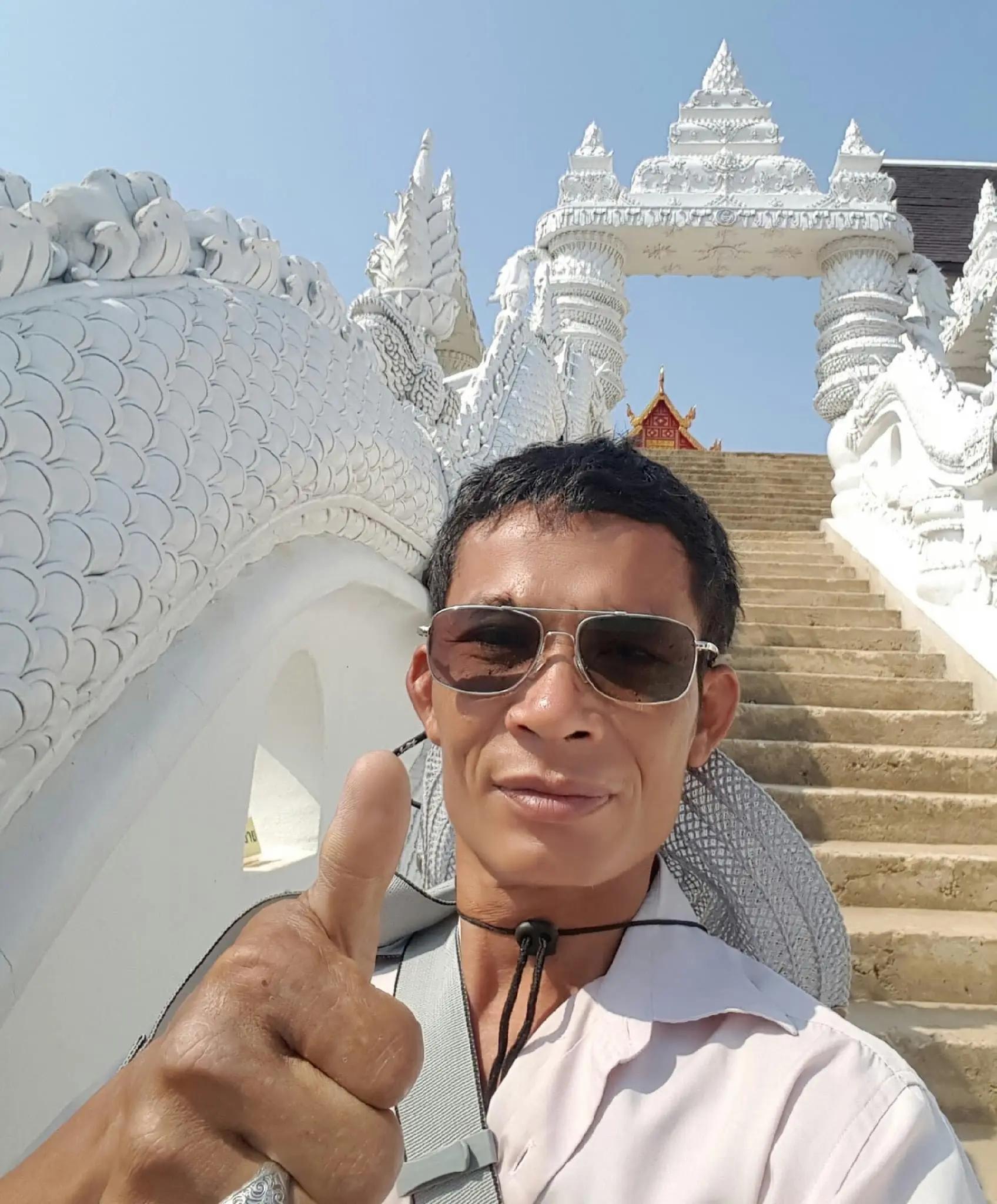 @Aum_Arongkot