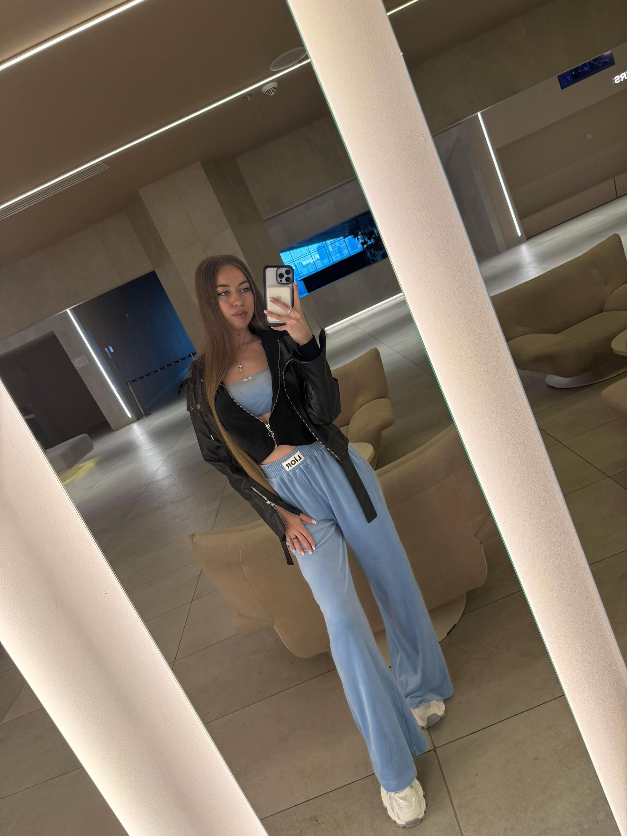 @Melanya8888
