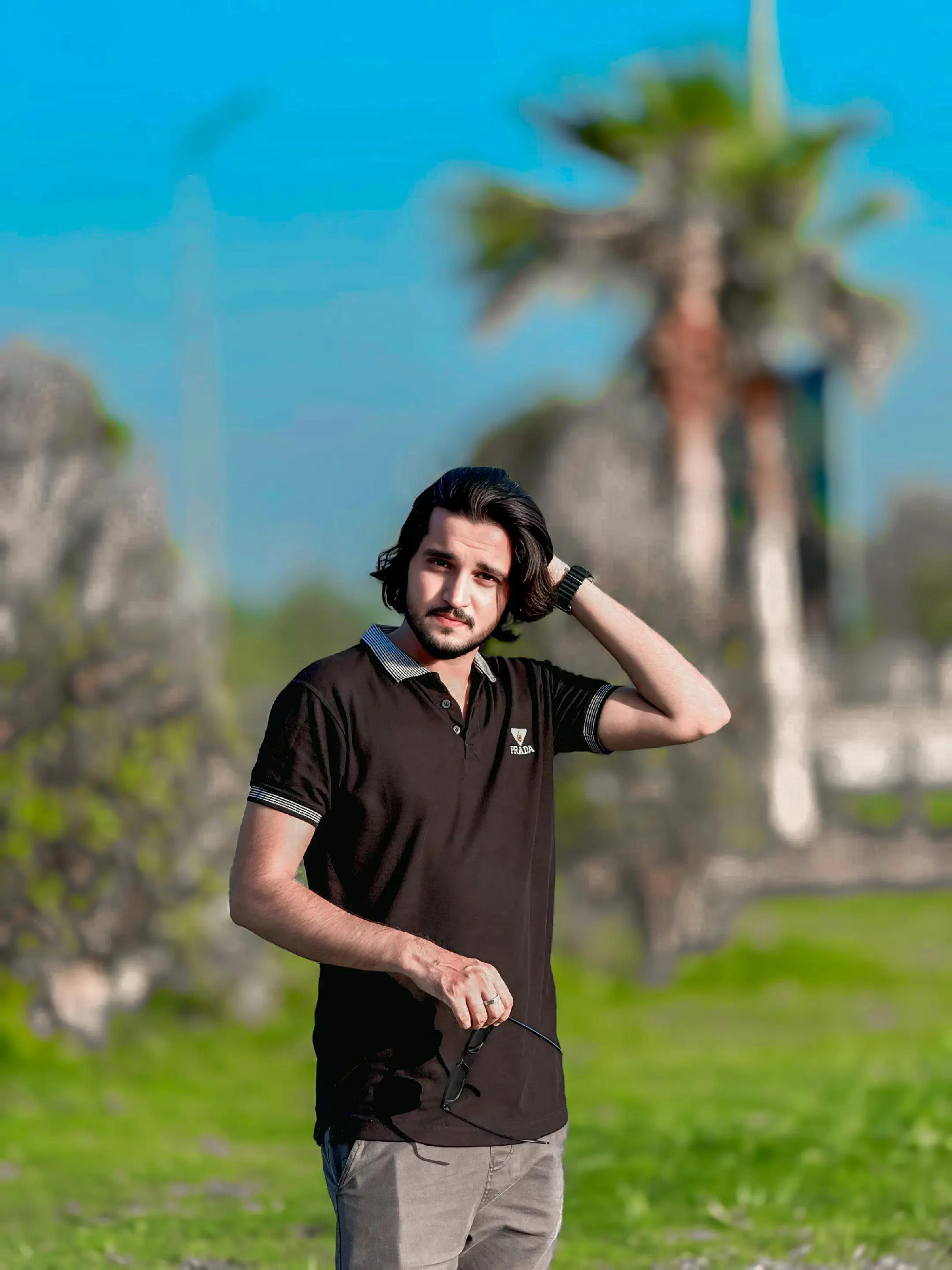 @𝐌ᴜبᴇᴇɴ 𝐌ᴀلɪᴋ🐼