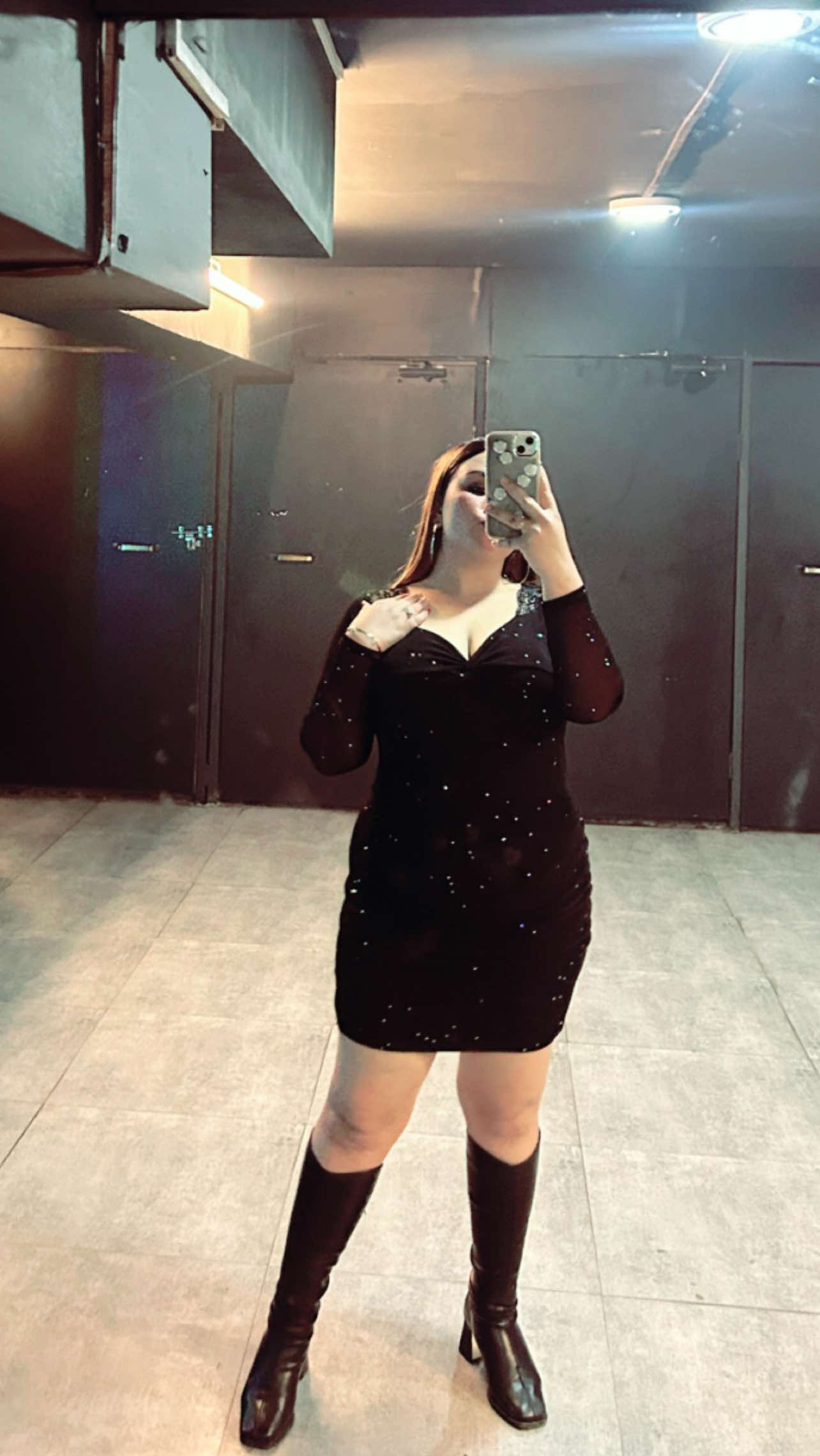 @👑🧿RiyaLclc👑🧿