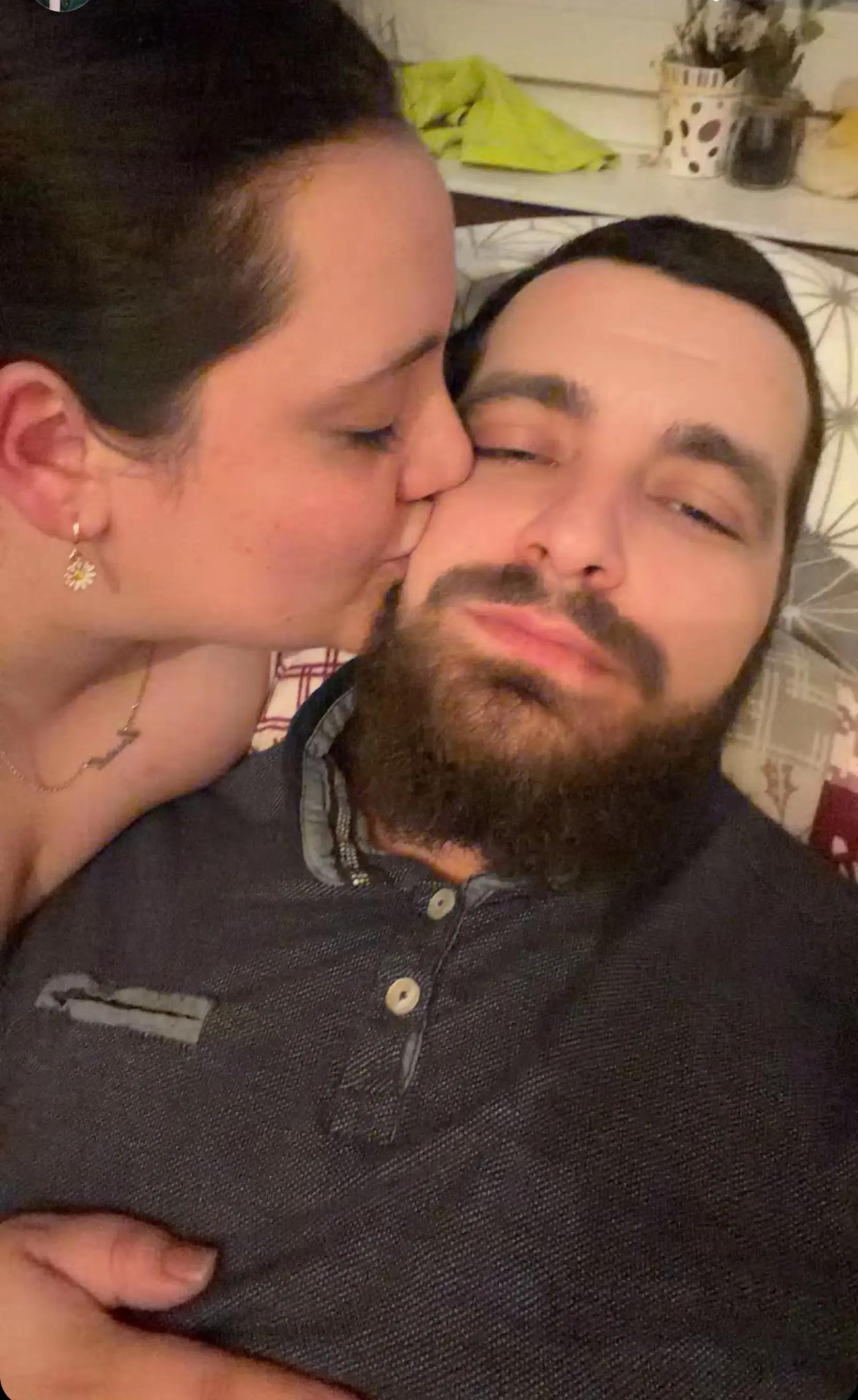 @Anuuțaaa🥰❤️👻