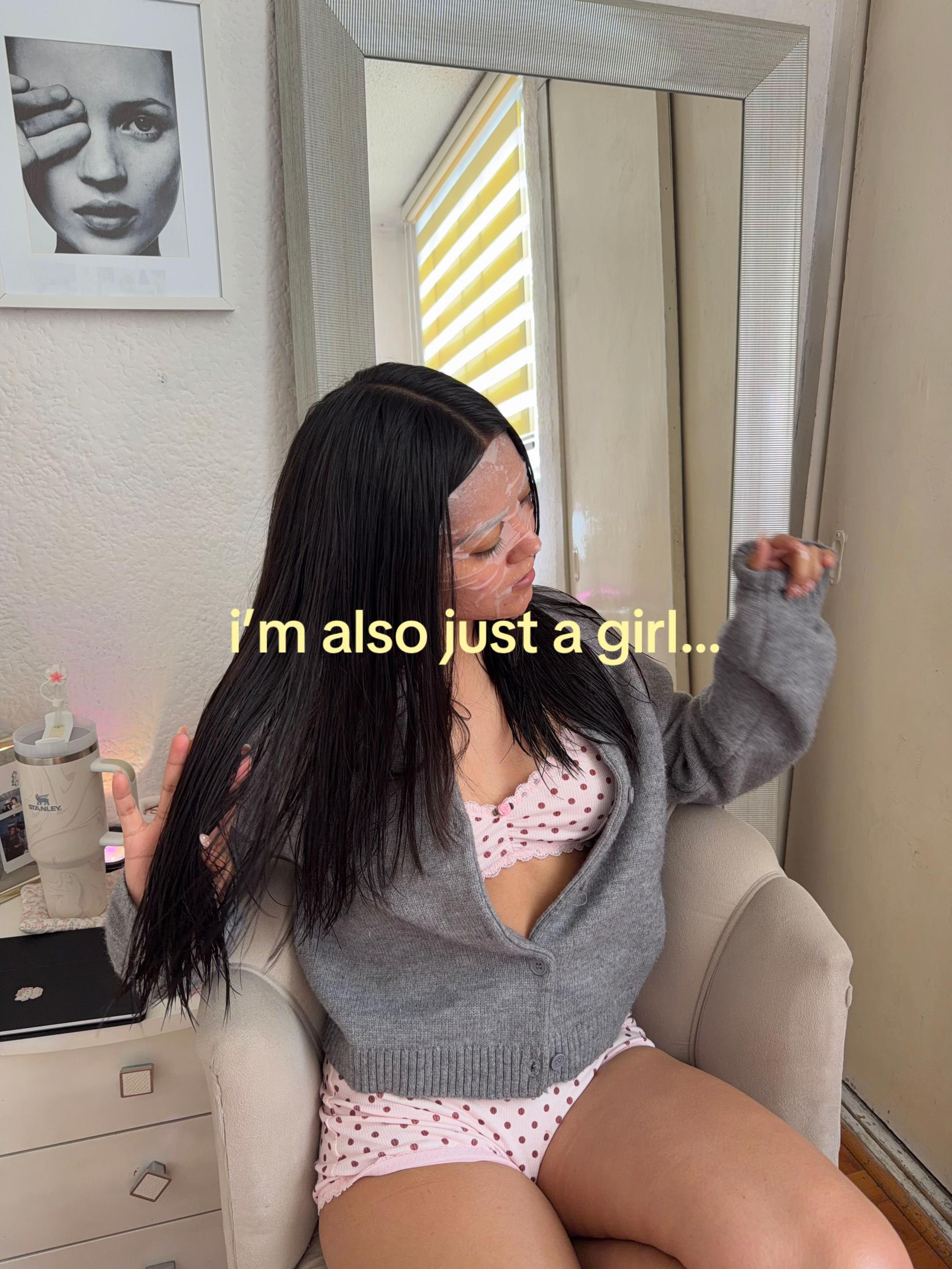 @𐙚april