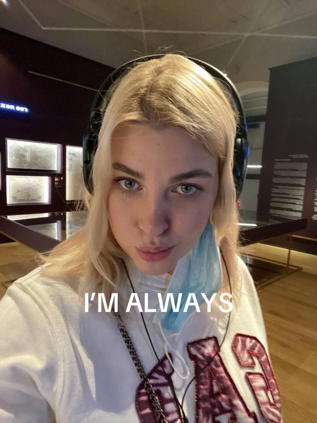 @Алёля