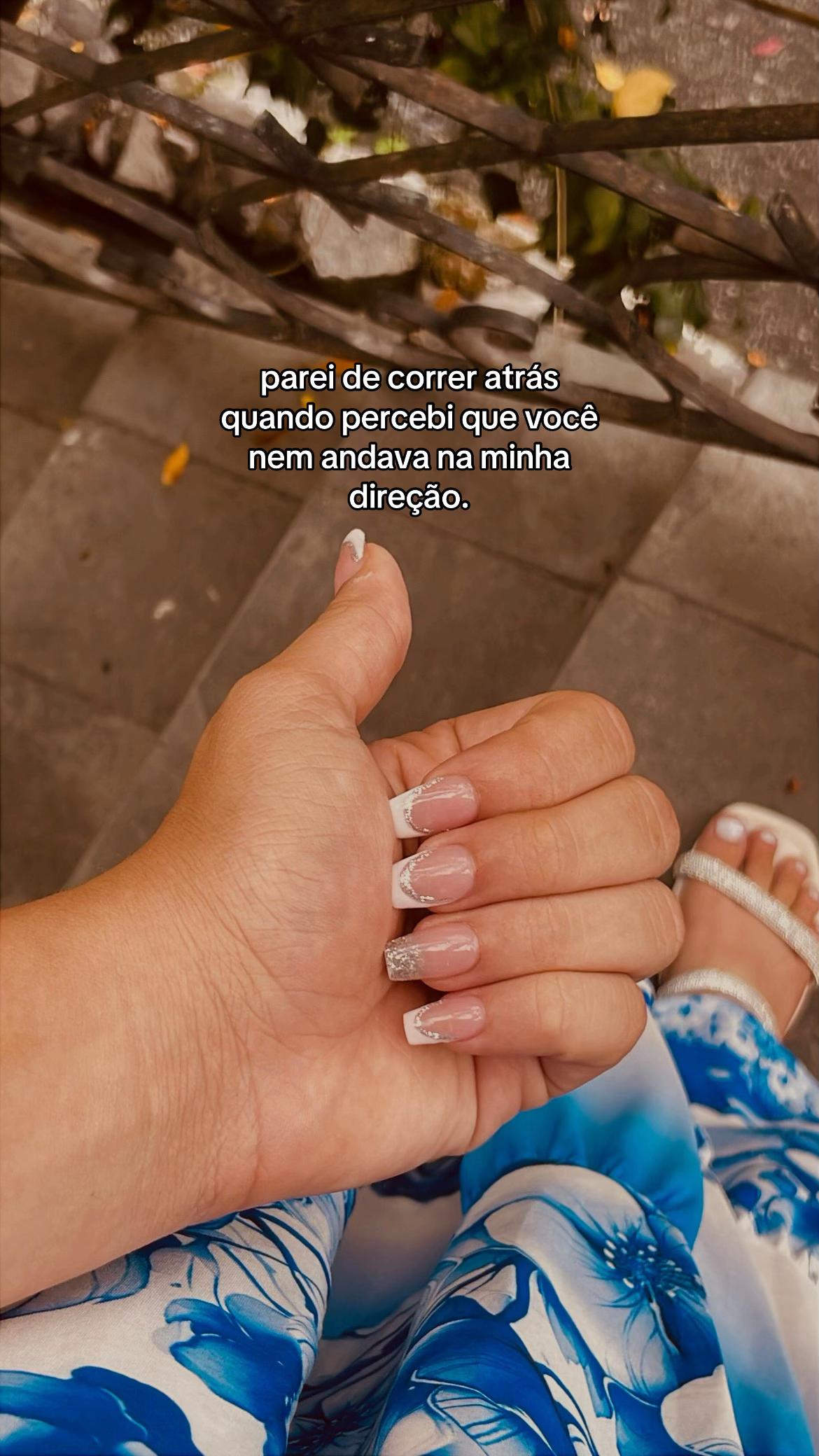 @𝙢𝙖𝙧𝙞𝙖𝙝 𝙙𝙚𝙨𝙨𝙖. 🎀