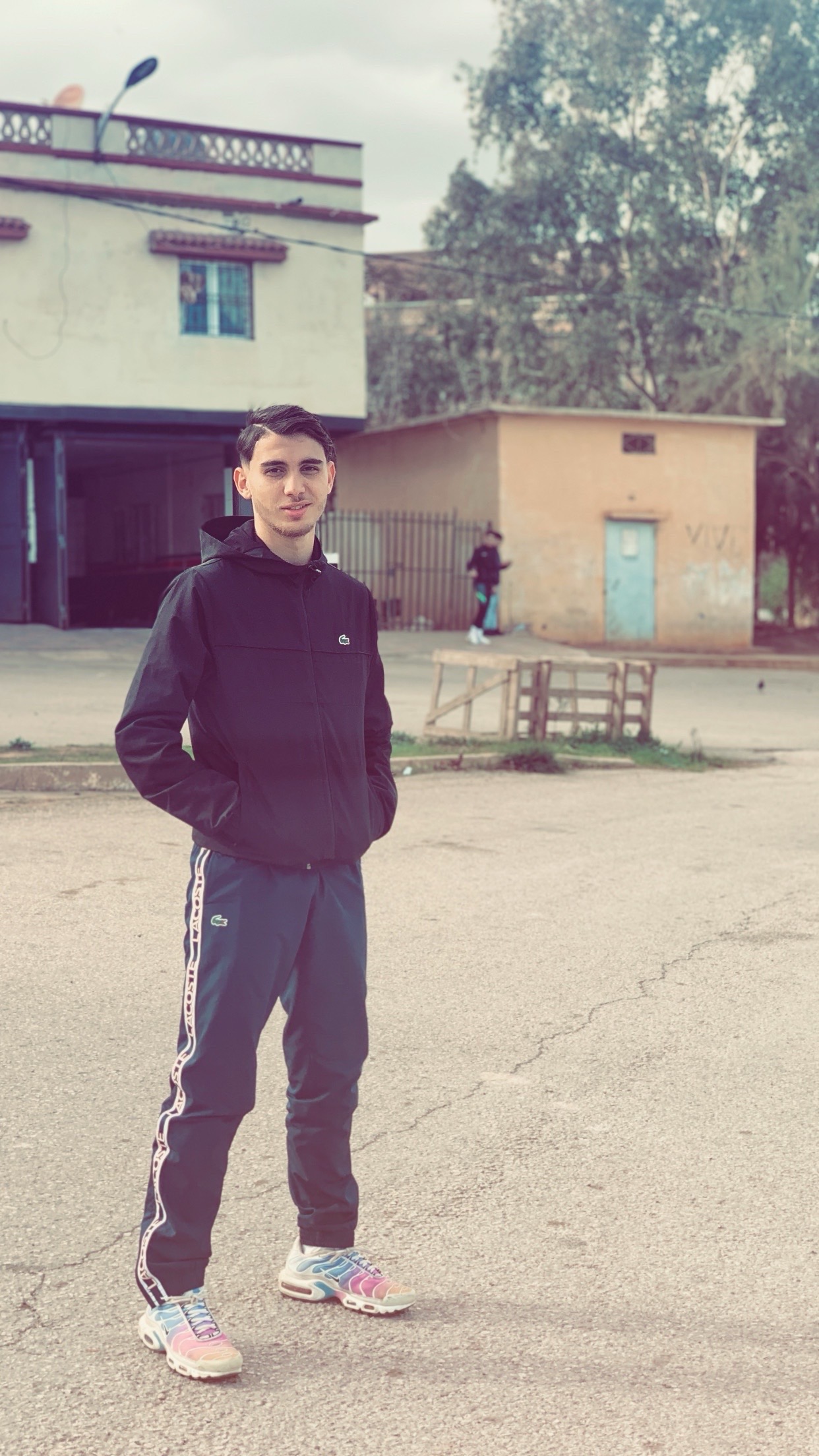 @Senhadjii