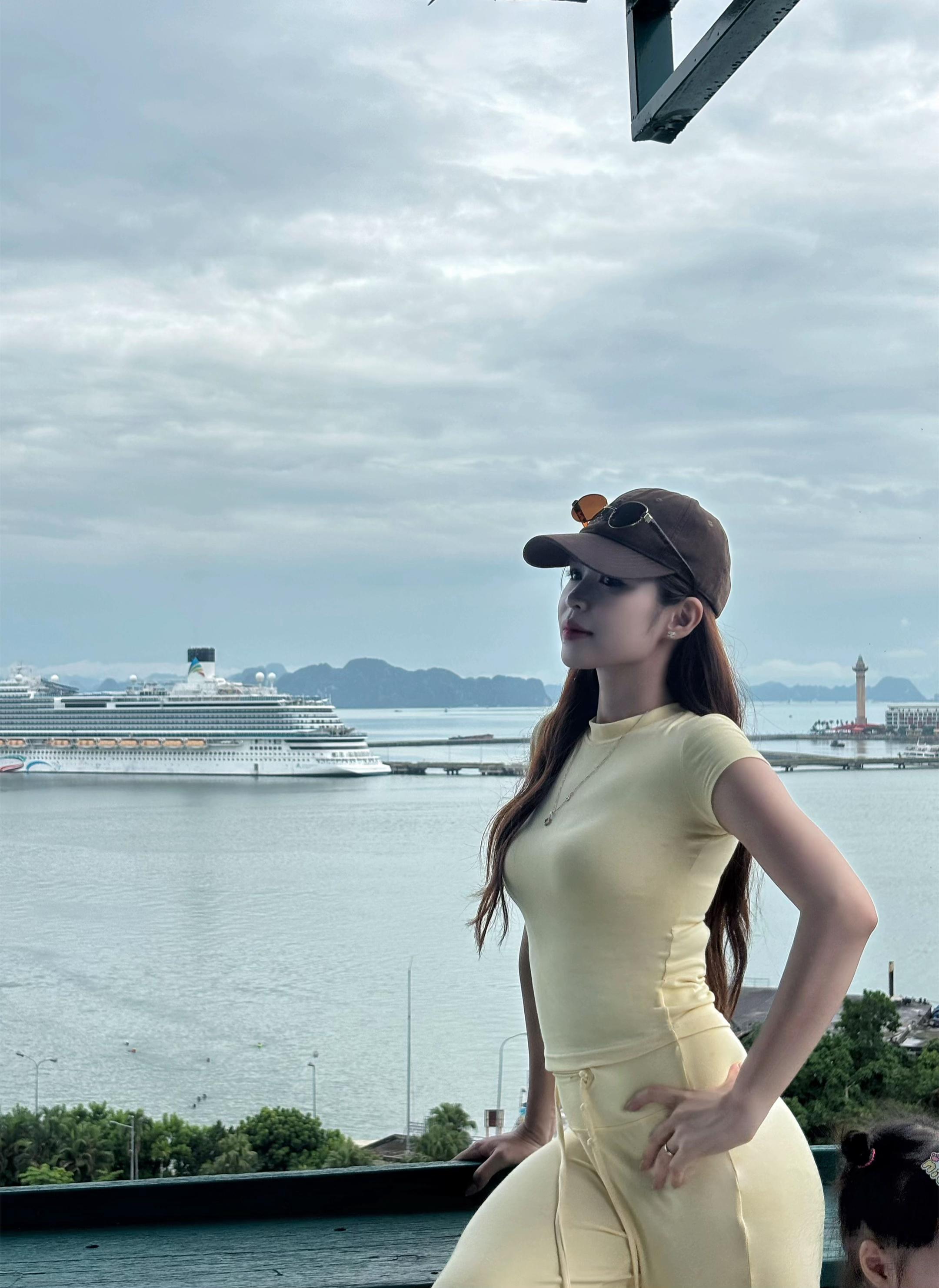 @Hoàng Khả Ngân