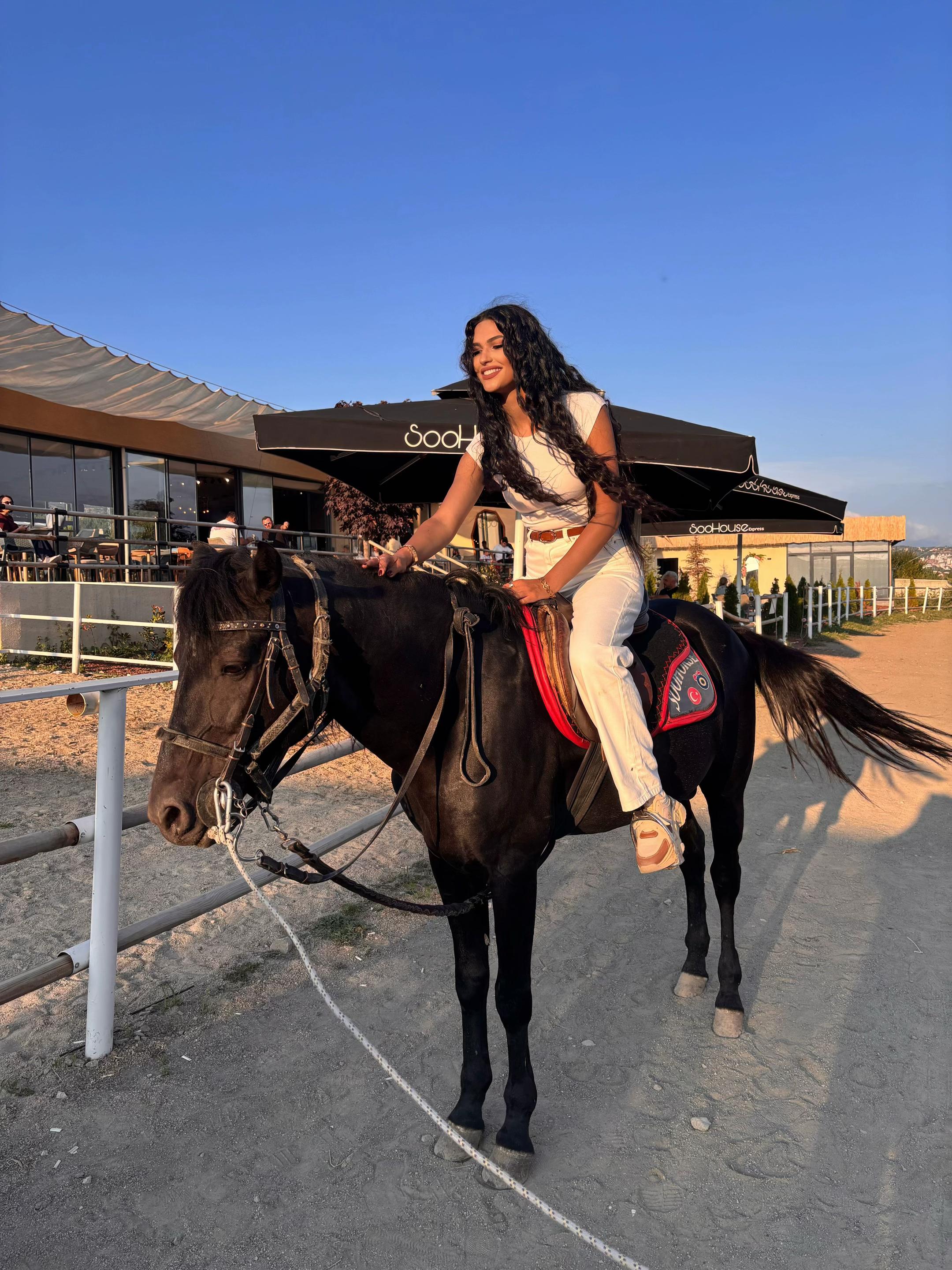 @𝐒𝐀𝐁𝐢𝐍𝐀🇦🇿🇹🇷