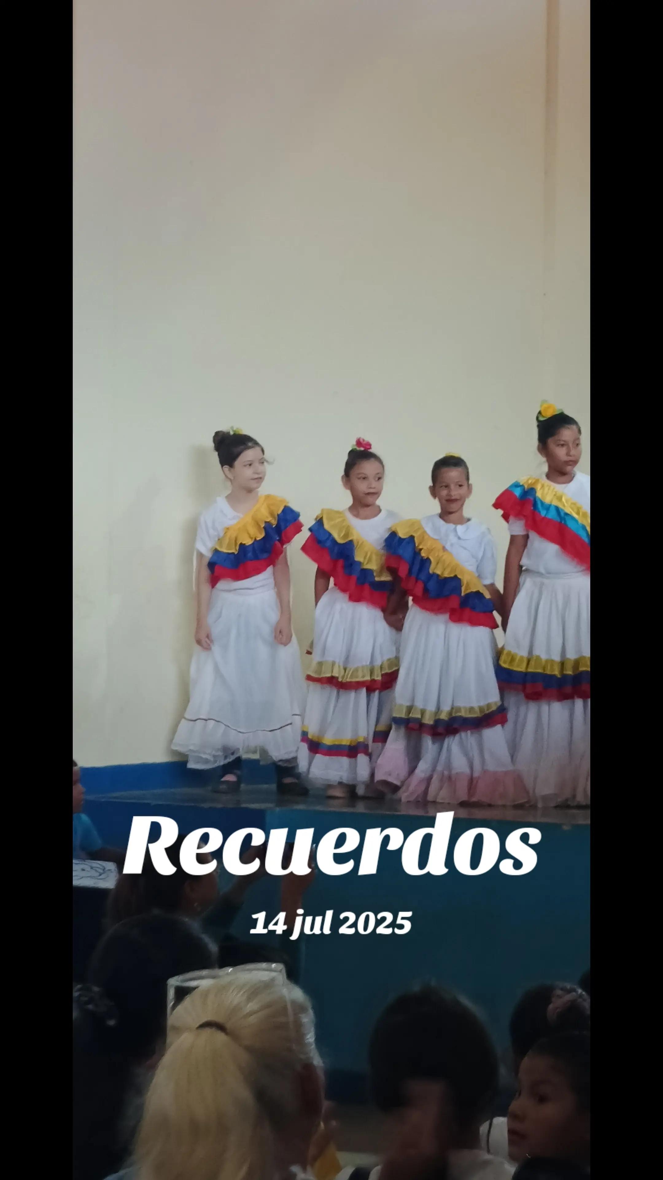 @Analiesse Marín🇻🇪