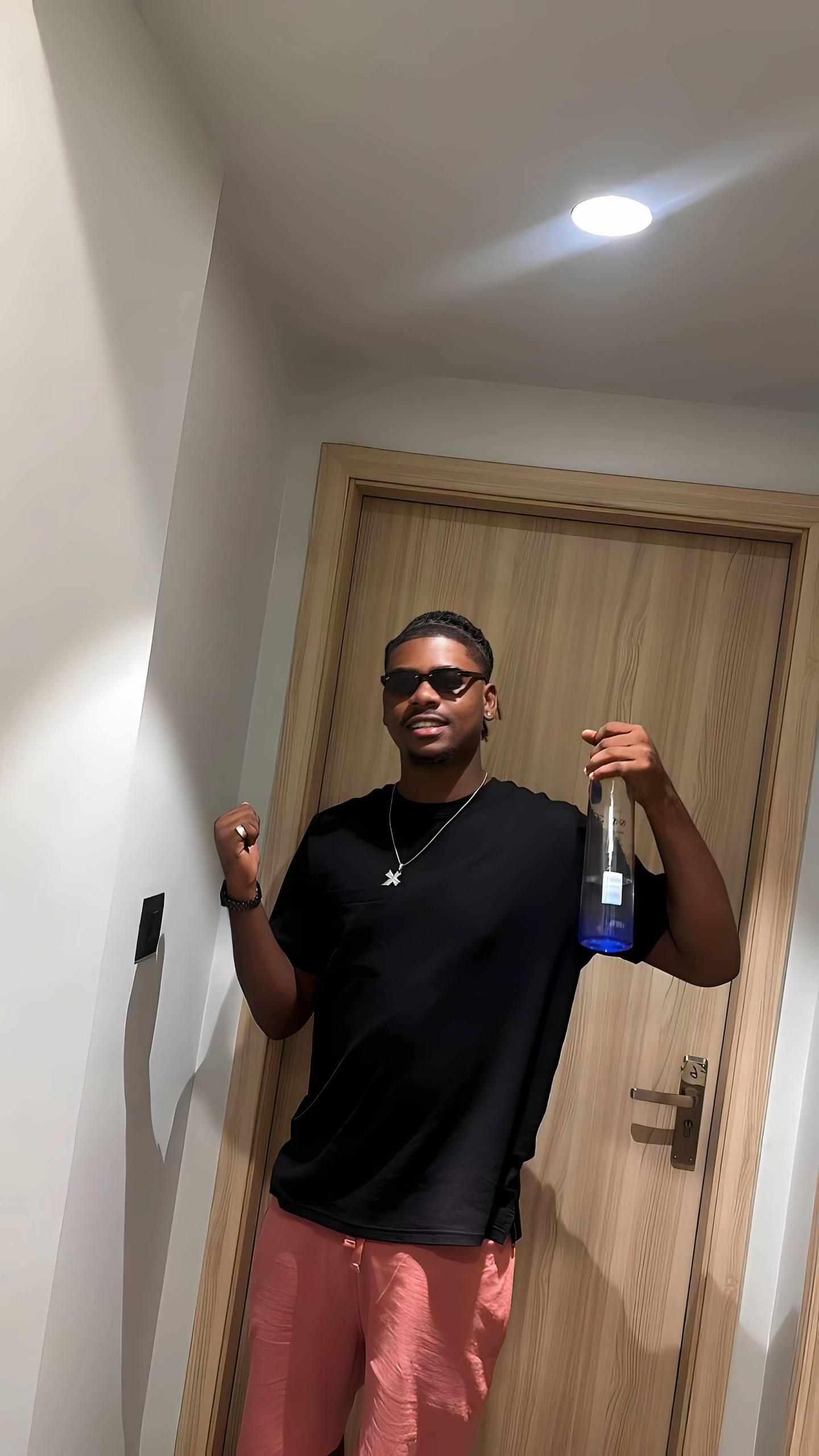@𝑹𝑨𝑺𝑯_2_𝑲𝑰𝑵🇨🇩〽️
